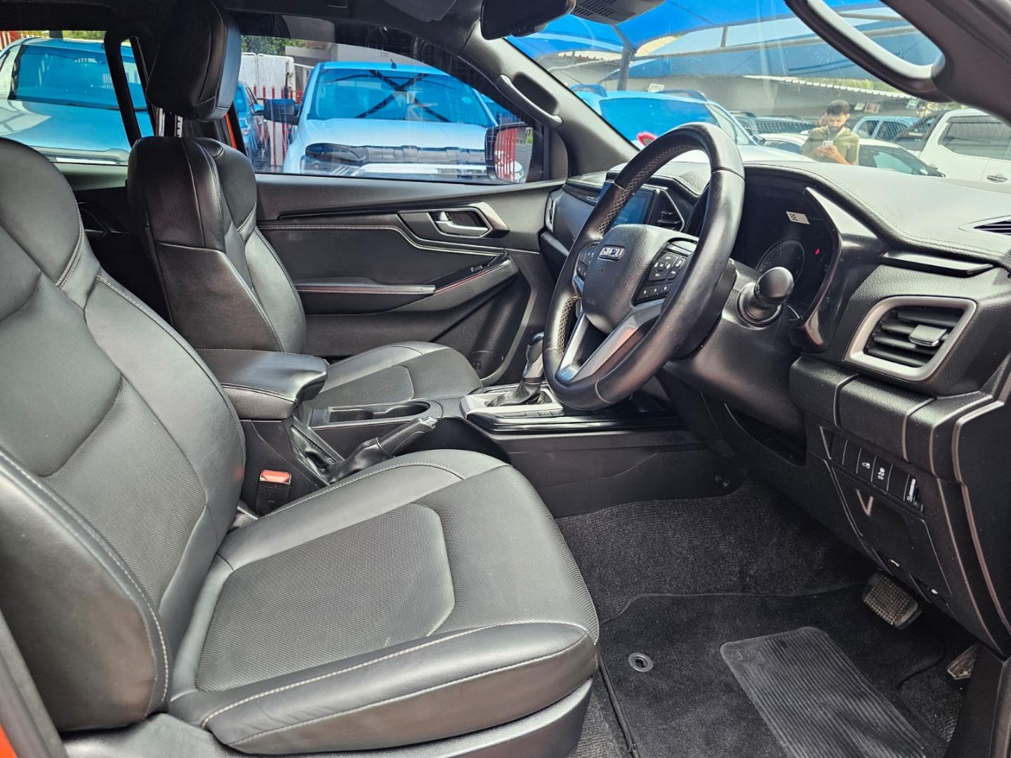 2023 Isuzu D-Max 3.0TD Double Cab V-Cross