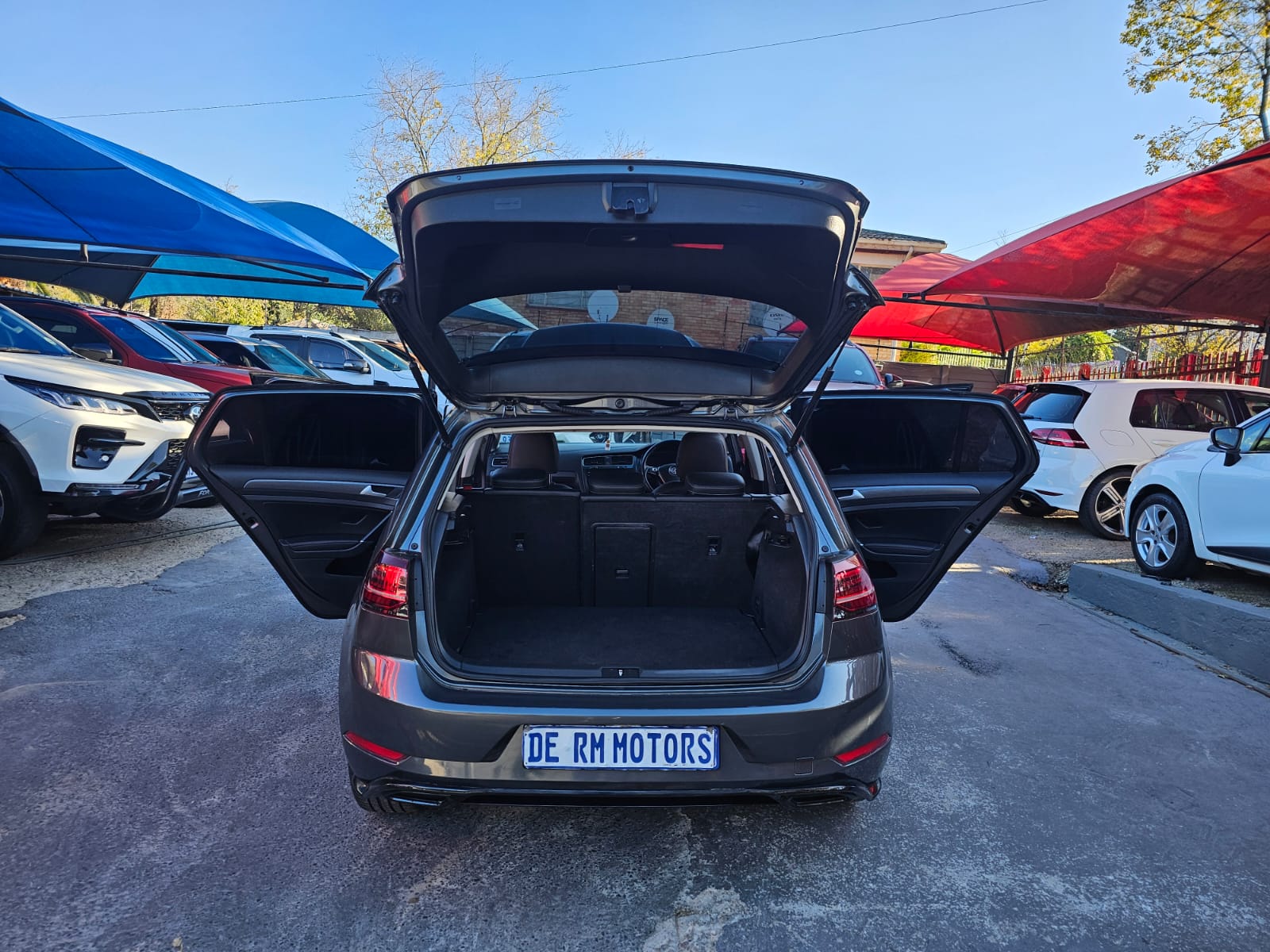 2017 Volkswagen Golf 2.0TDi Comfortline R-Line