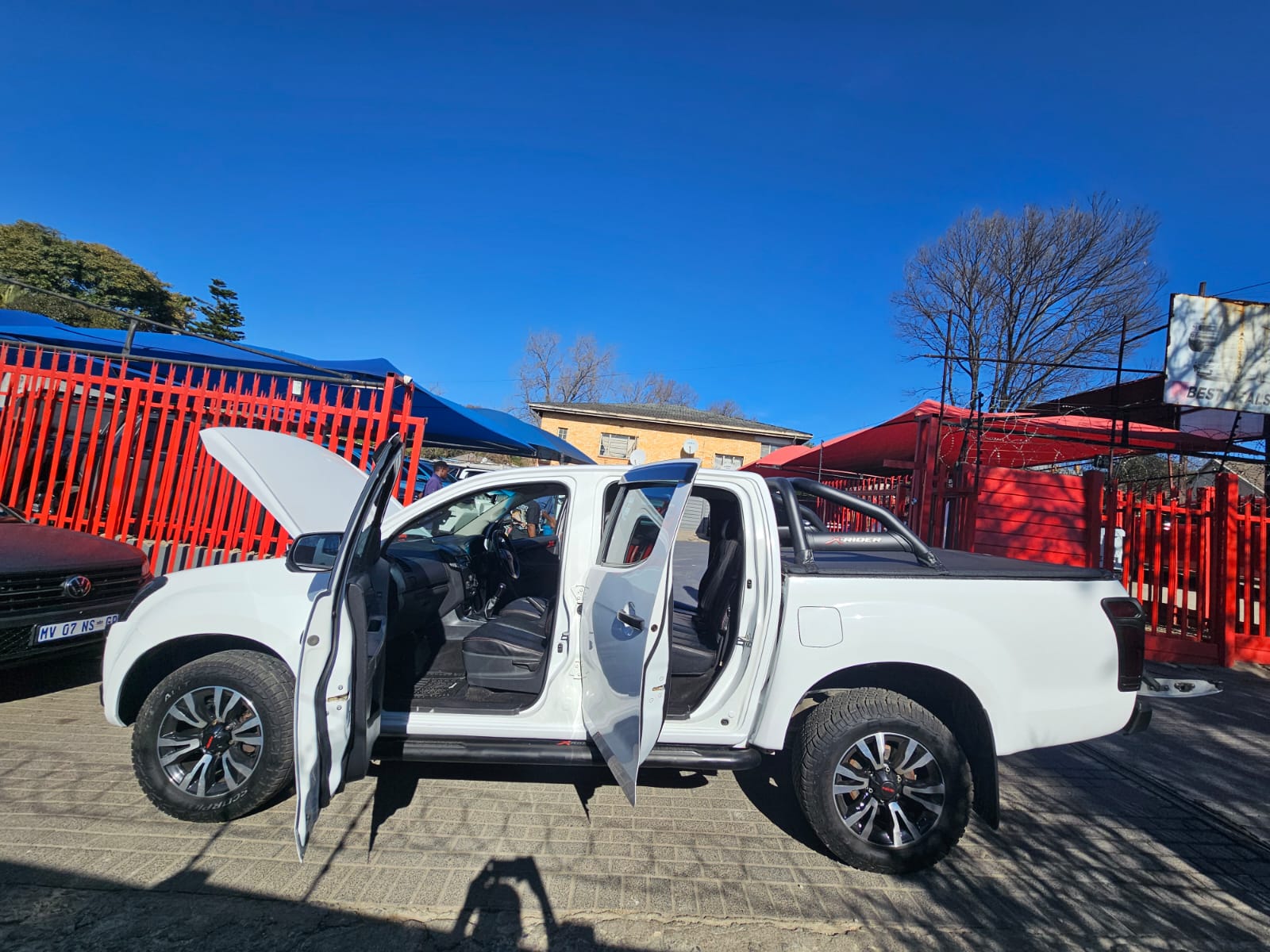 2018 Isuzu X-Rider KB250