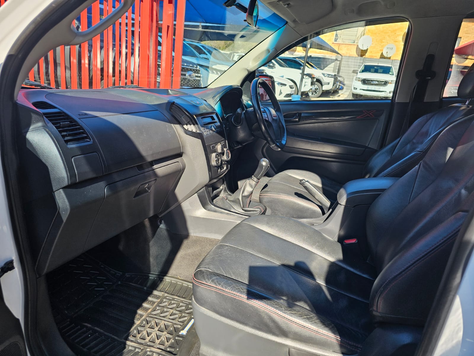 2018 Isuzu X-Rider KB250