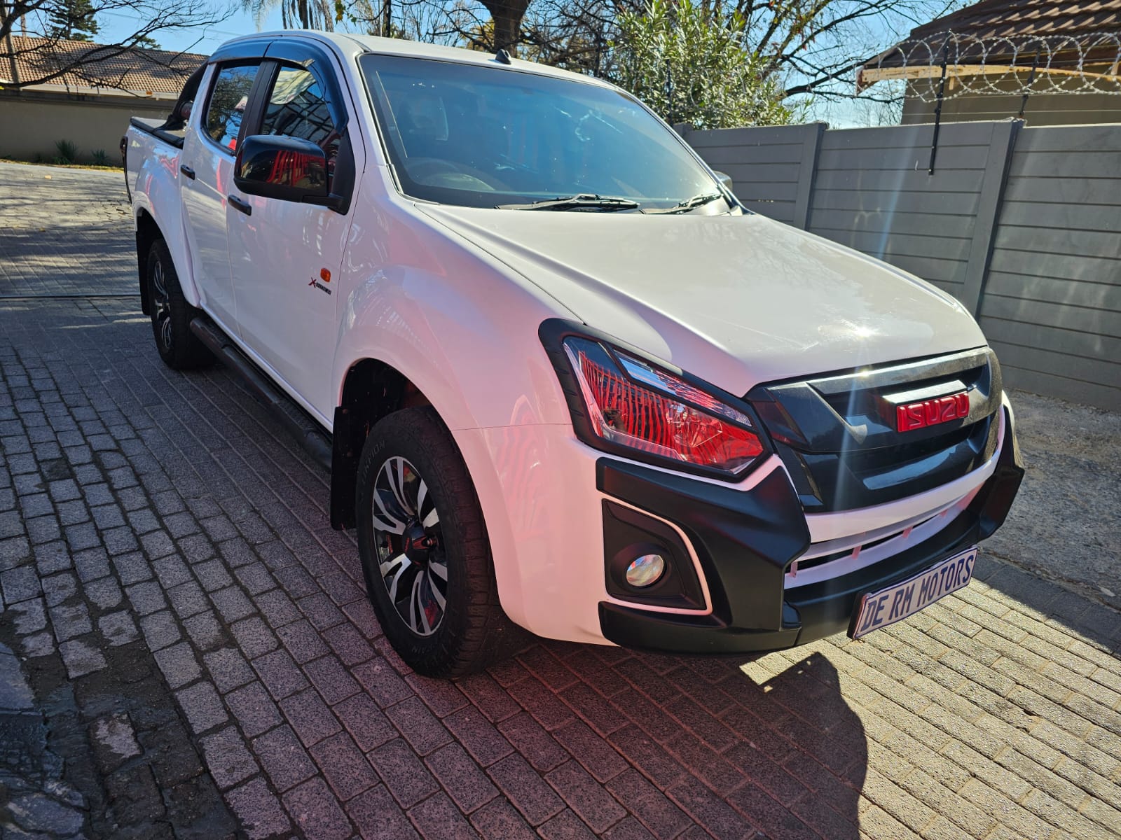 2018 Isuzu X-Rider KB250