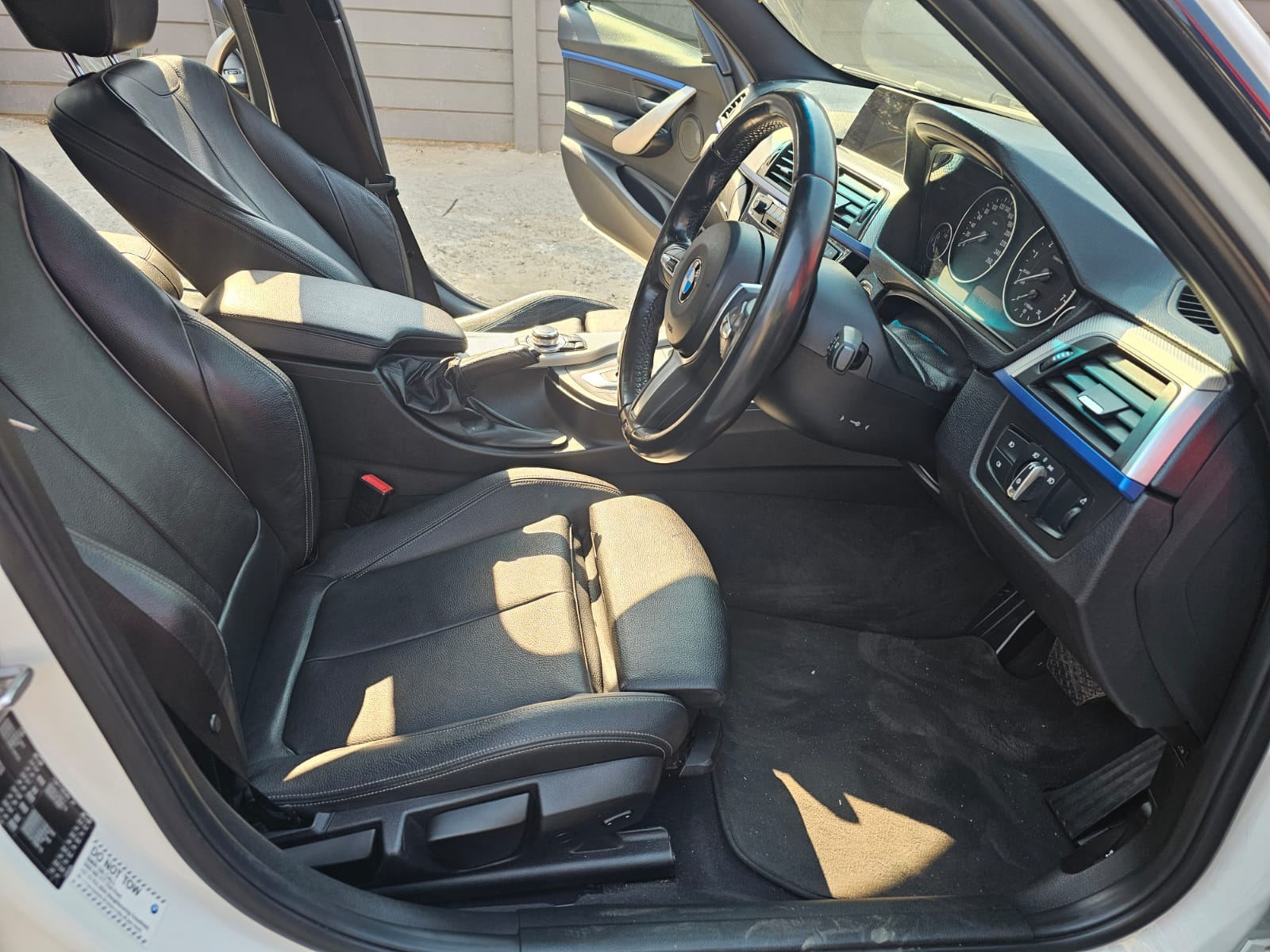2017 BMW 3 Series 320i