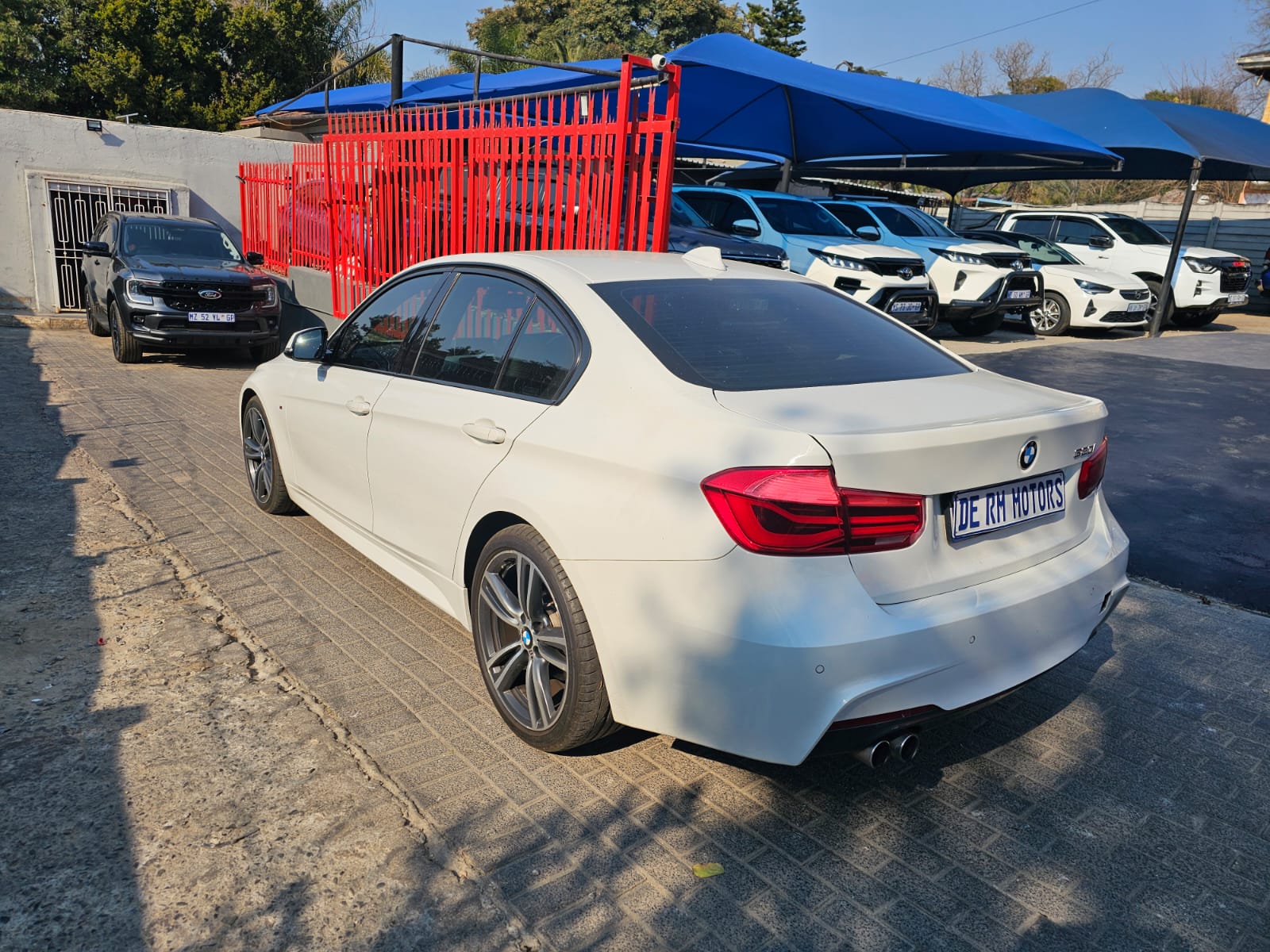 2017 BMW 3 Series 320i