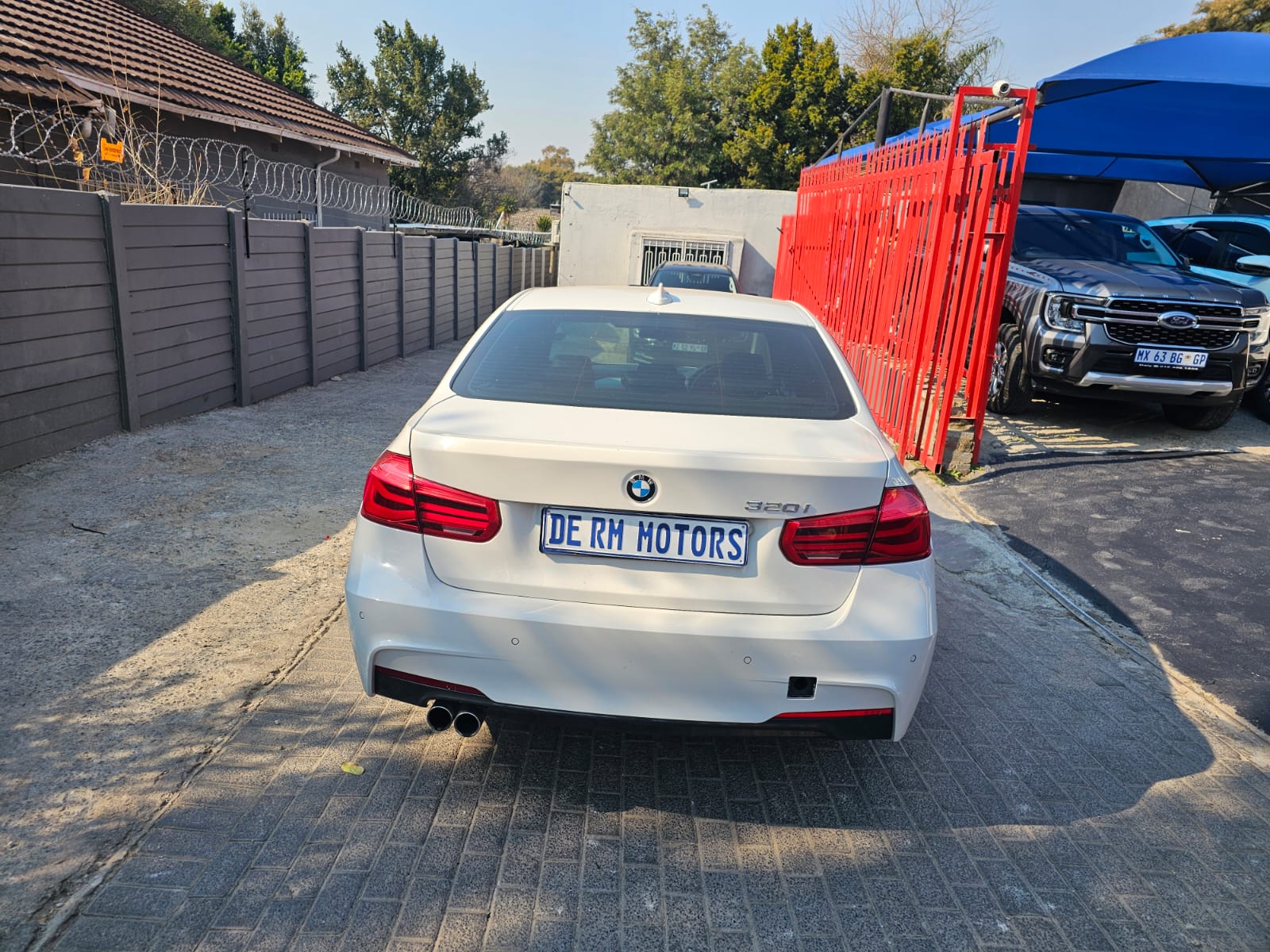 2017 BMW 3 Series 320i