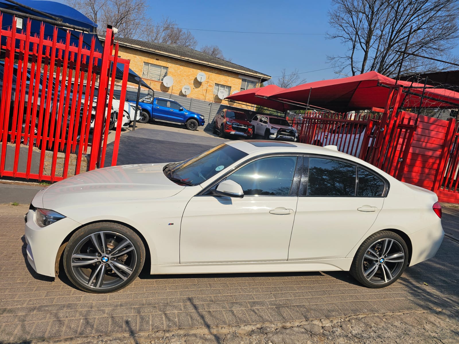 2017 BMW 3 Series 320i