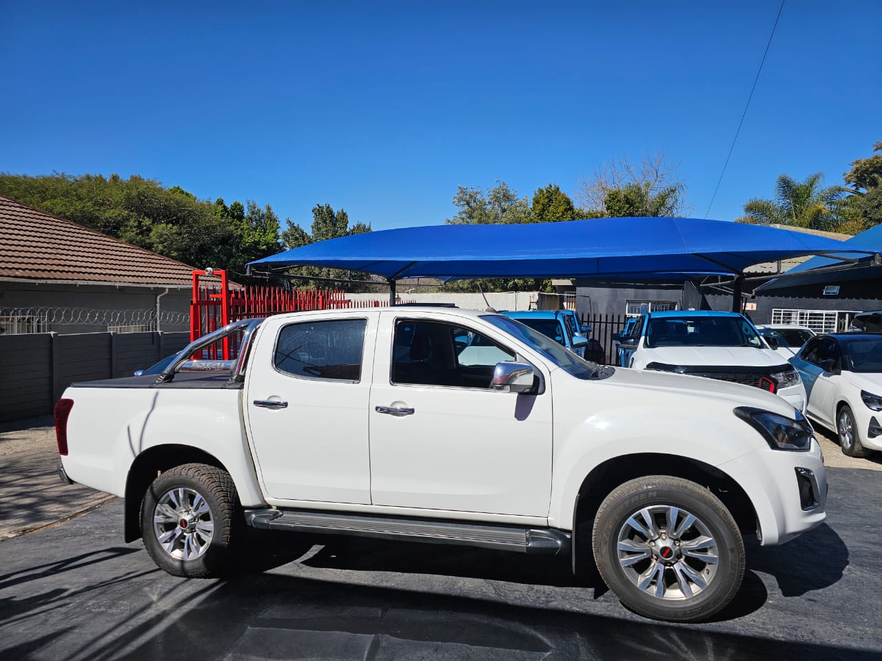 2017 Isuzu KB 300 D-Teq