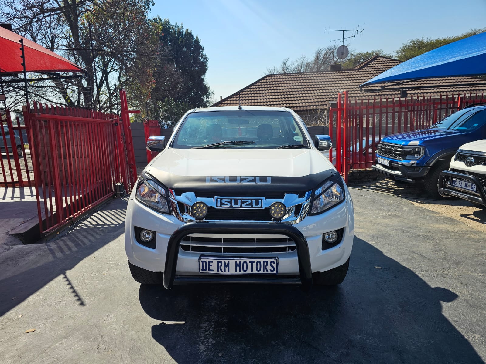 2015 Isuzu D-Teq KB300