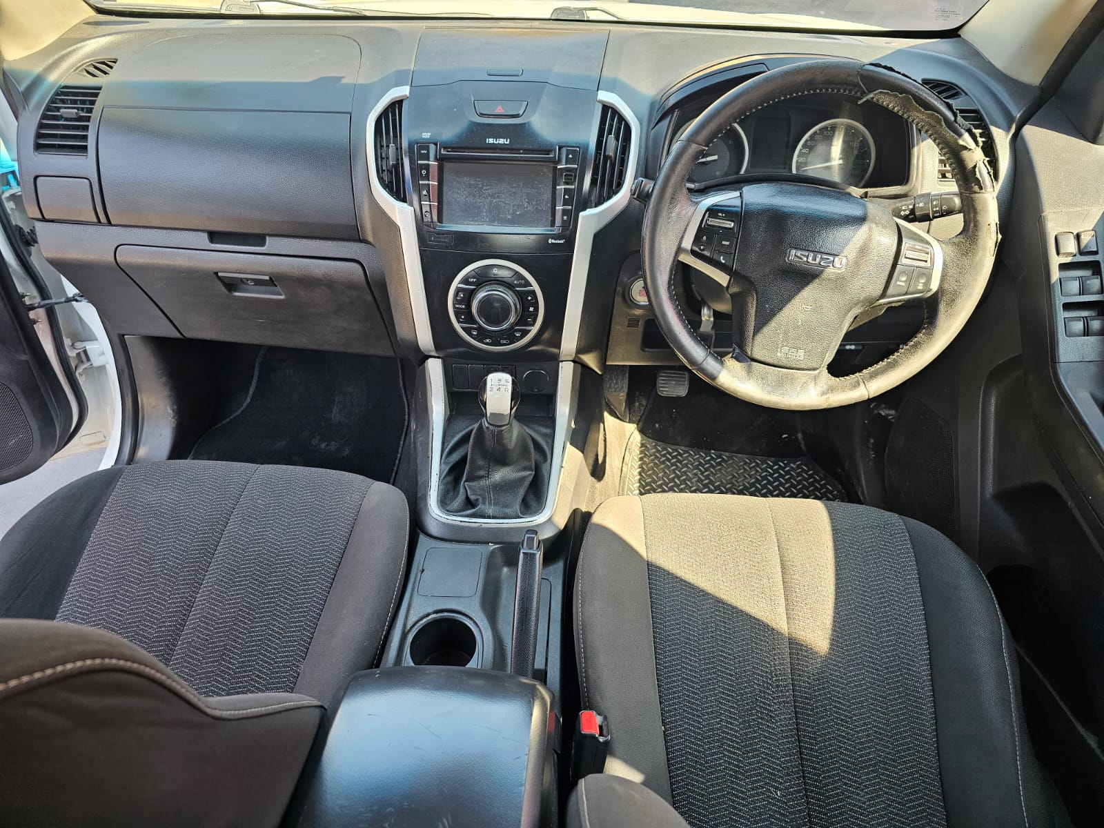 2017 Isuzu D-Teq KB300