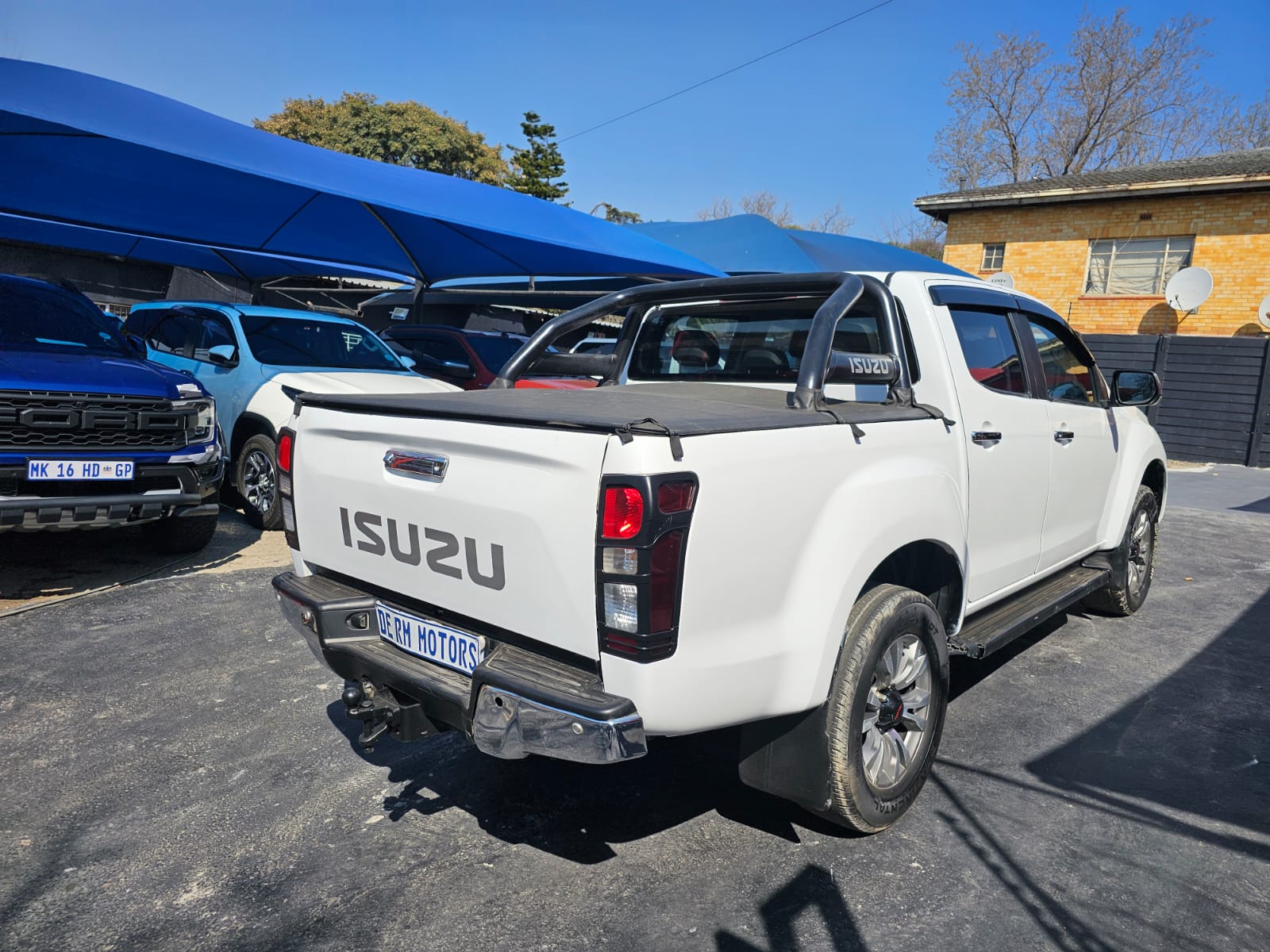 2017 Isuzu D-Teq KB300