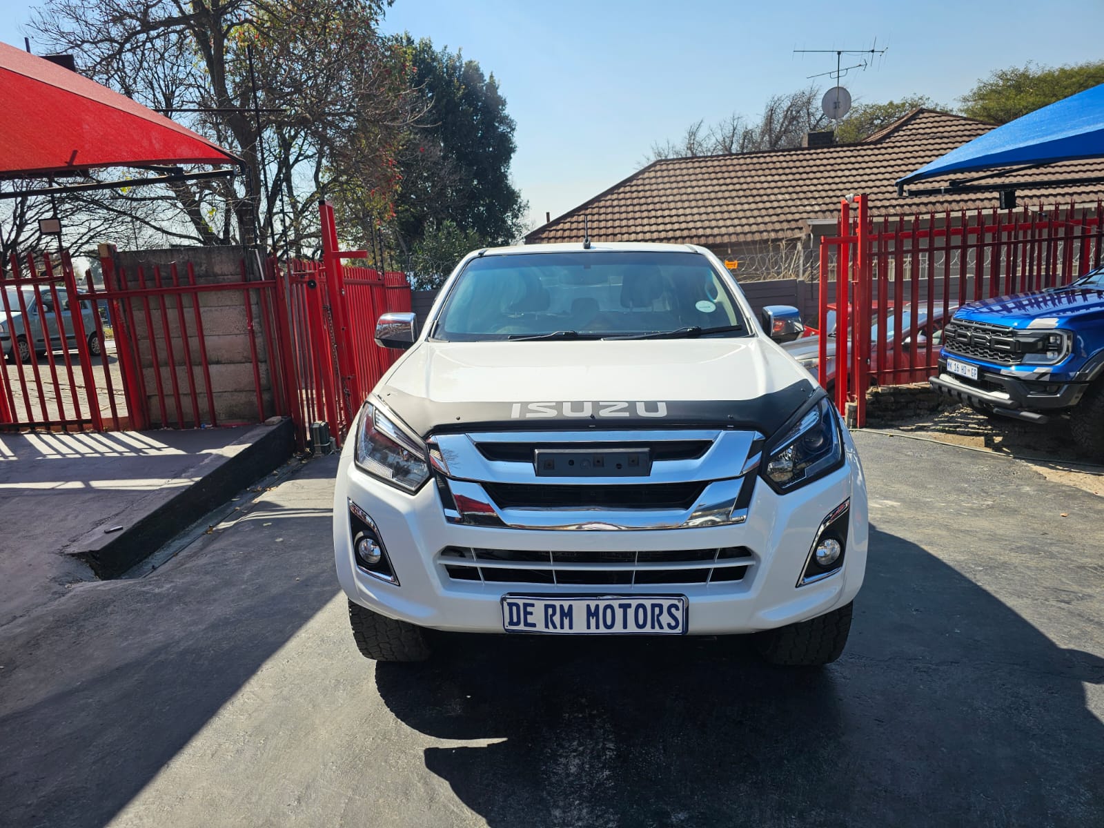 2017 Isuzu D-Teq KB300