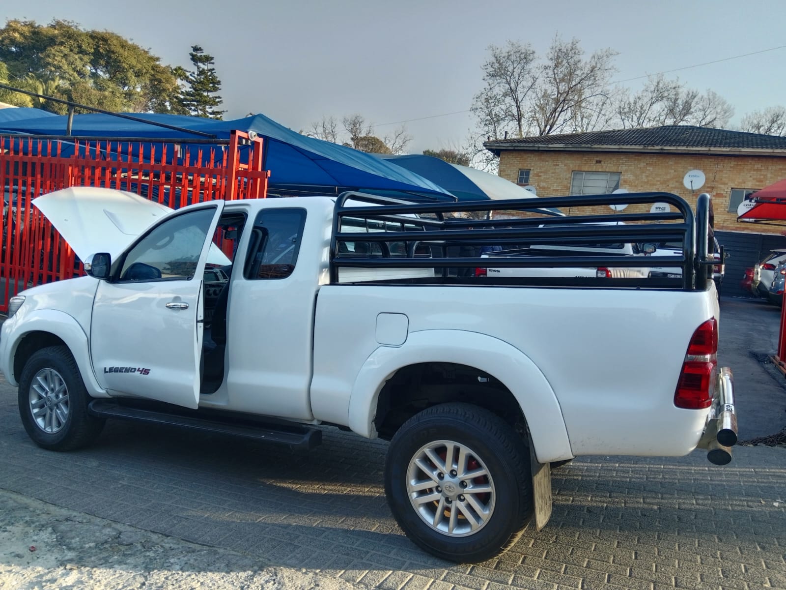 2011 Toyota Hilux 3.0 Extended Cab