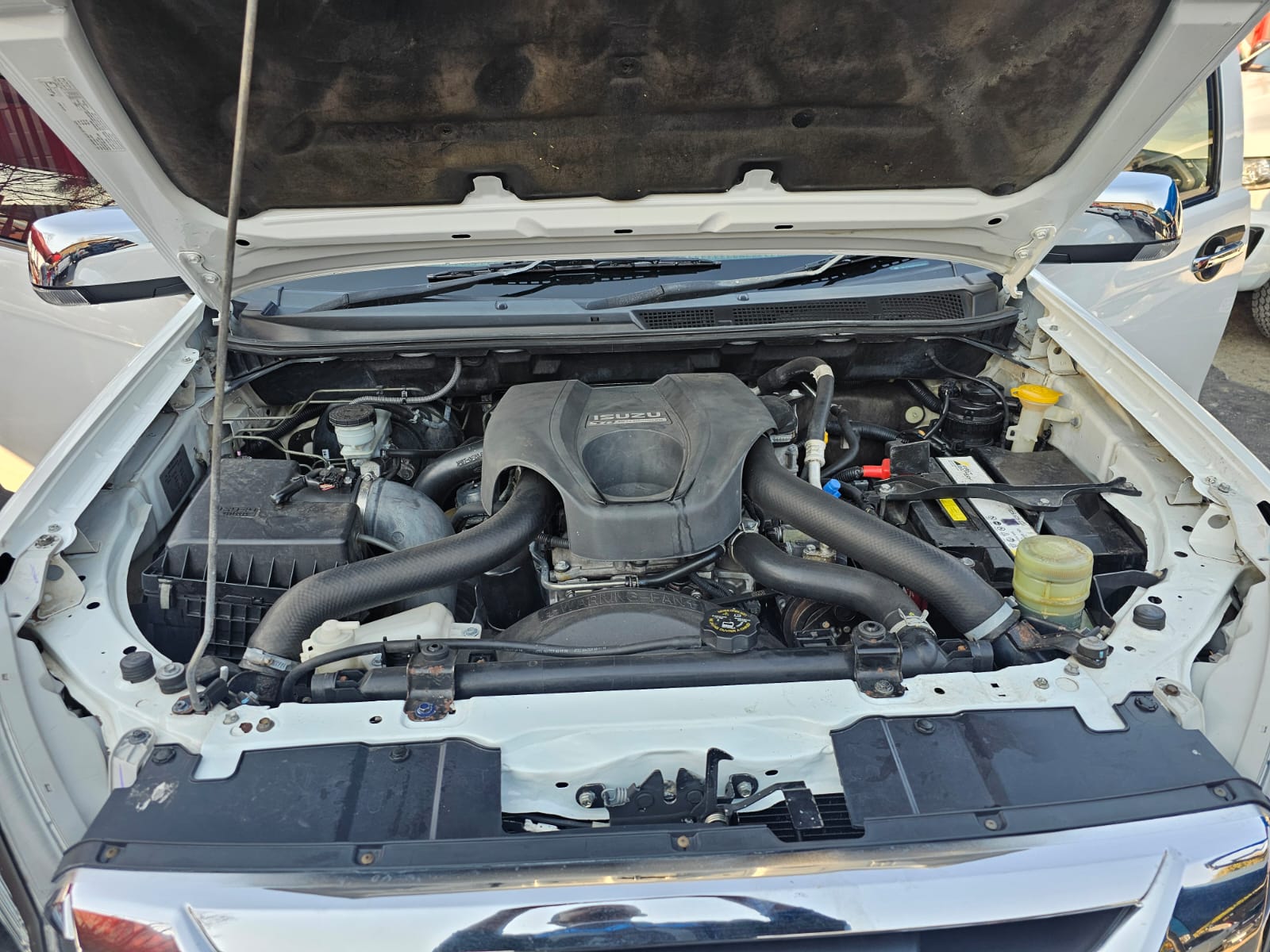 2014 Isuzu KB KB300