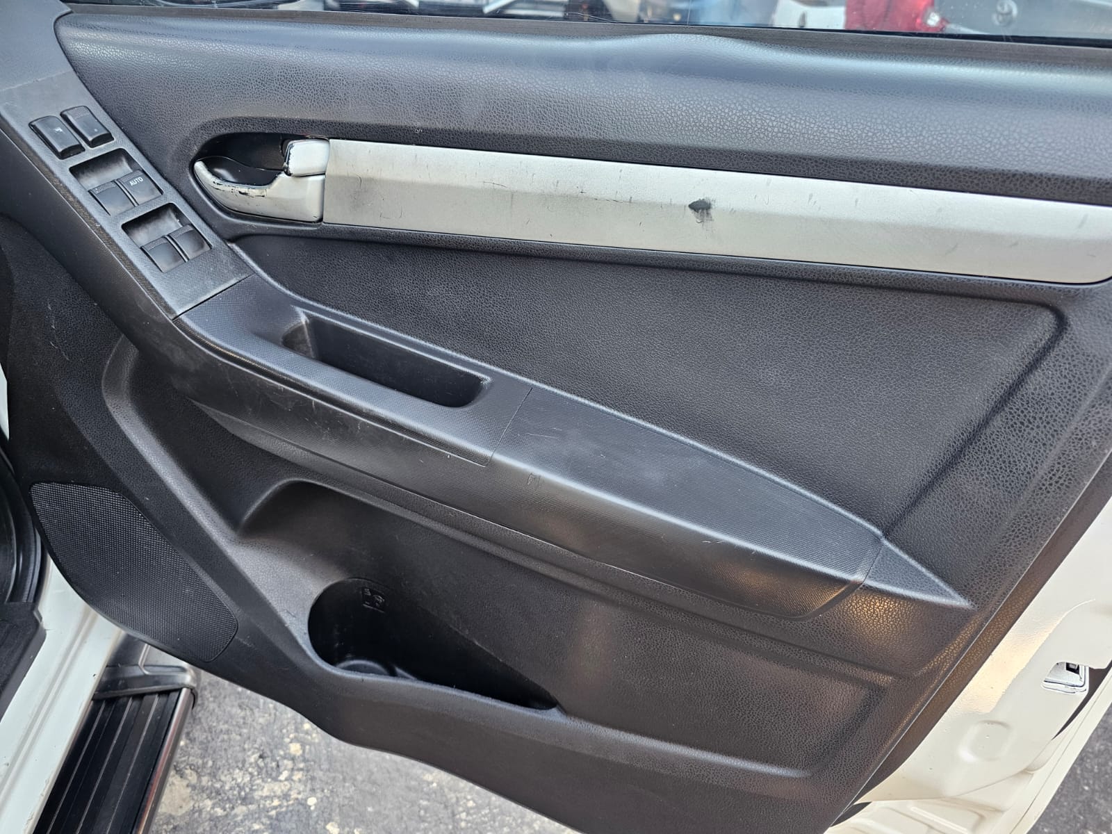 2014 Isuzu KB KB300