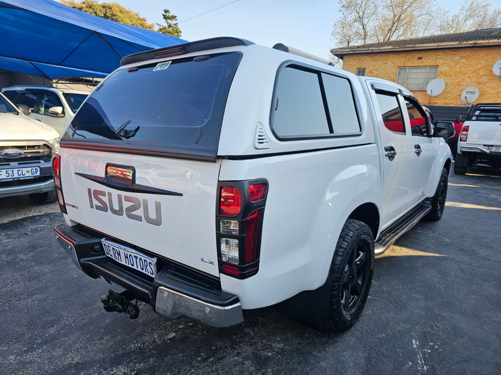 2014 Isuzu KB KB300
