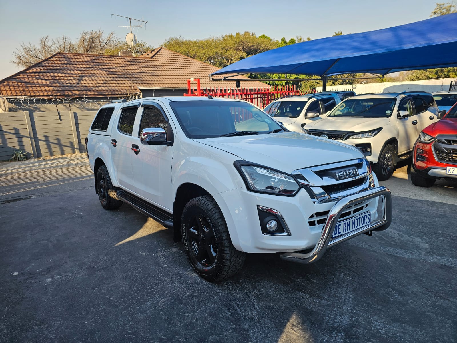2014 Isuzu KB KB300