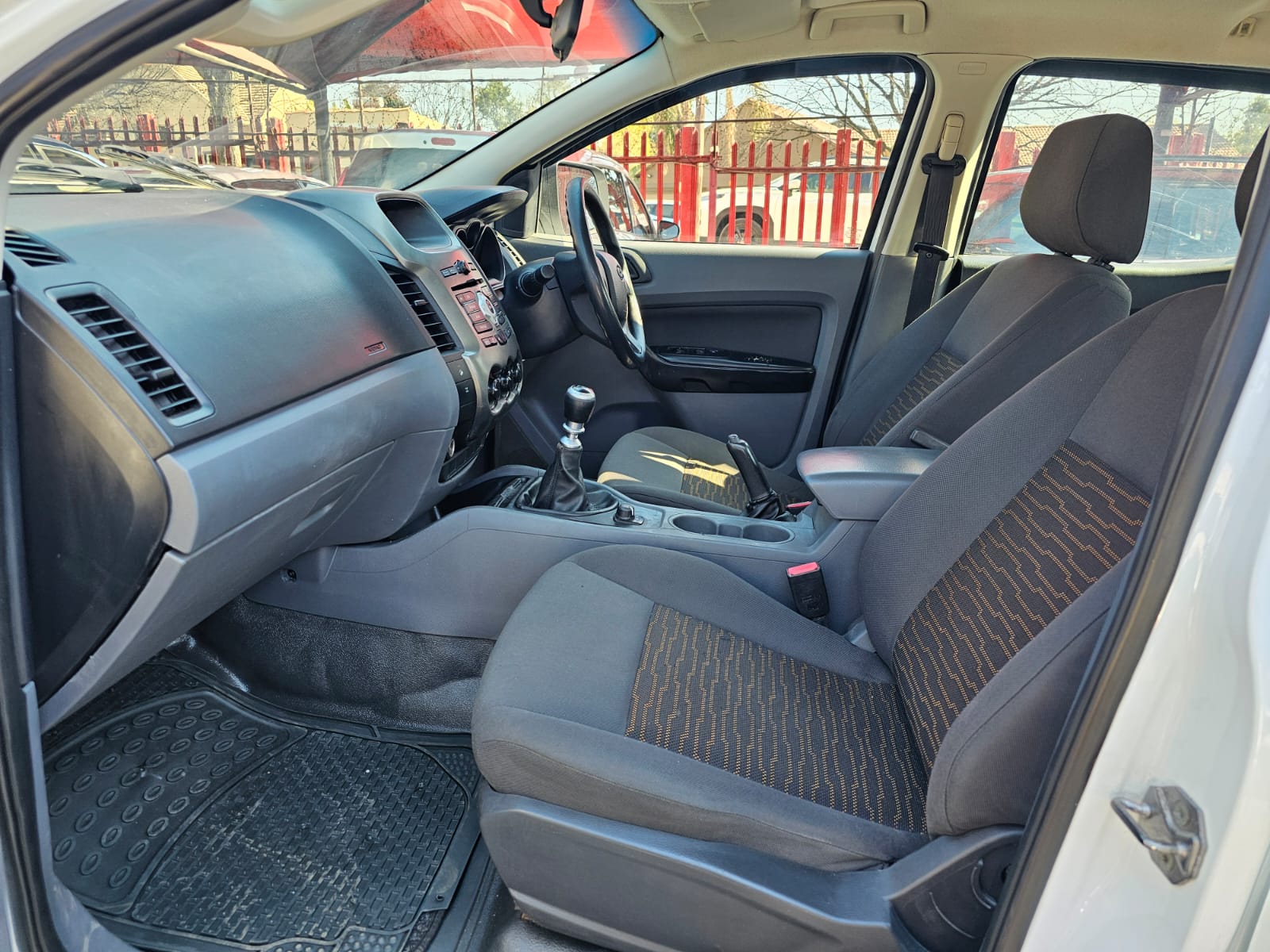 2015 Ford Ranger 2.2TDCi Double Cab XL