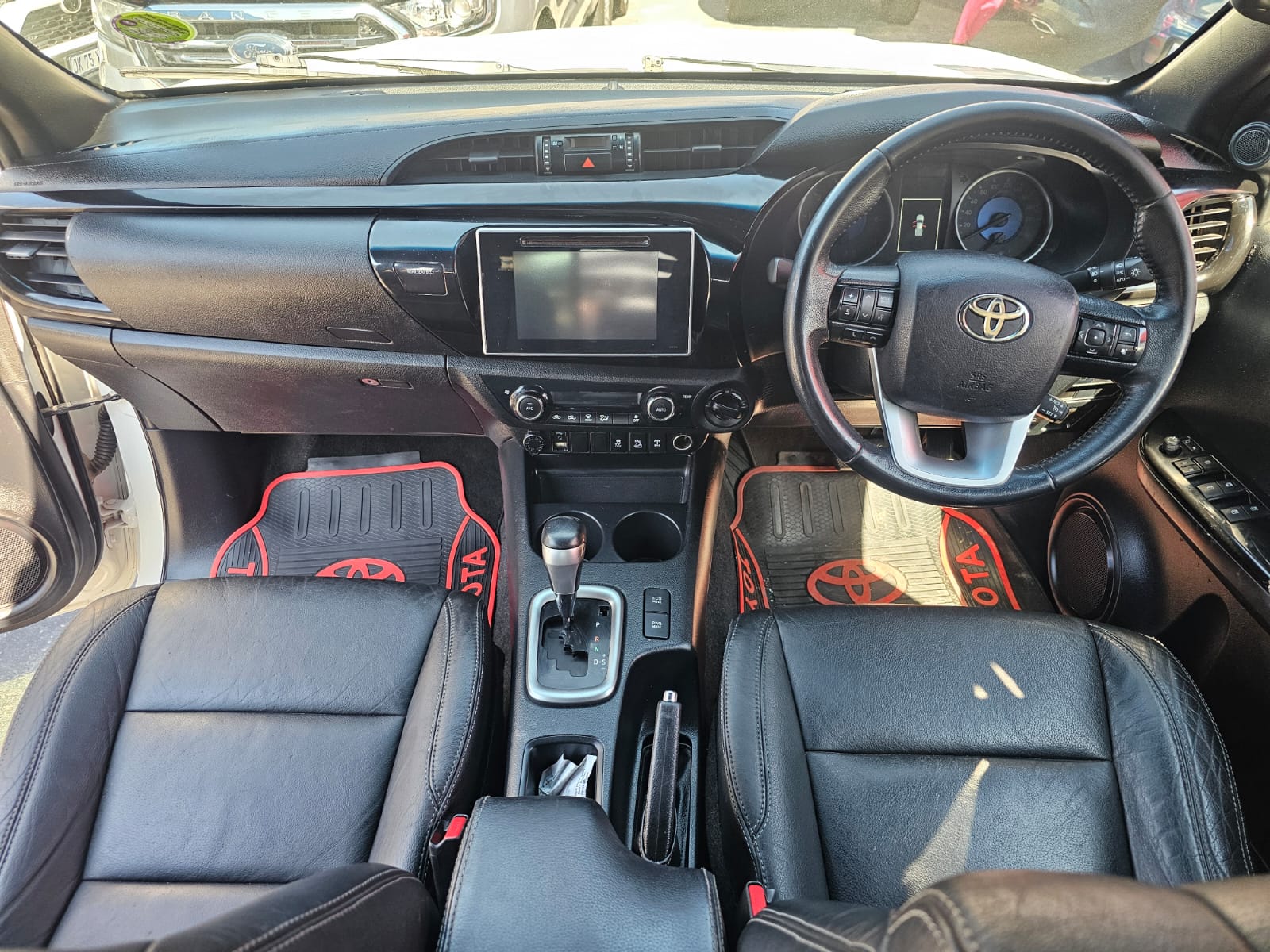 2017 Toyota Hilux 2.8GD-6 Double Cab 4x4 Raider Auto
