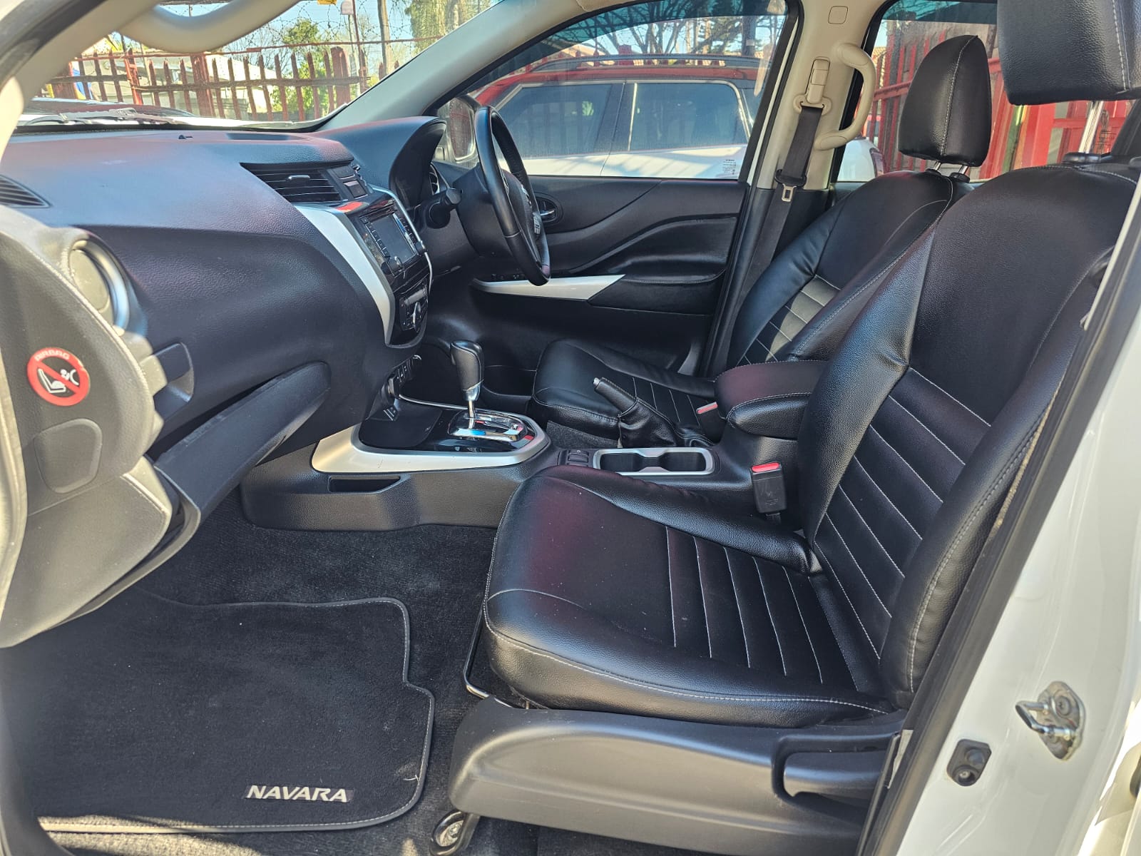 2017 Nissan Navara 2.3D Double Cab 4x4 LE Auto