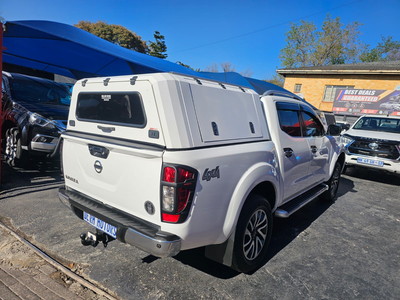2017 Nissan Navara 2.3D Double Cab 4x4 LE Auto