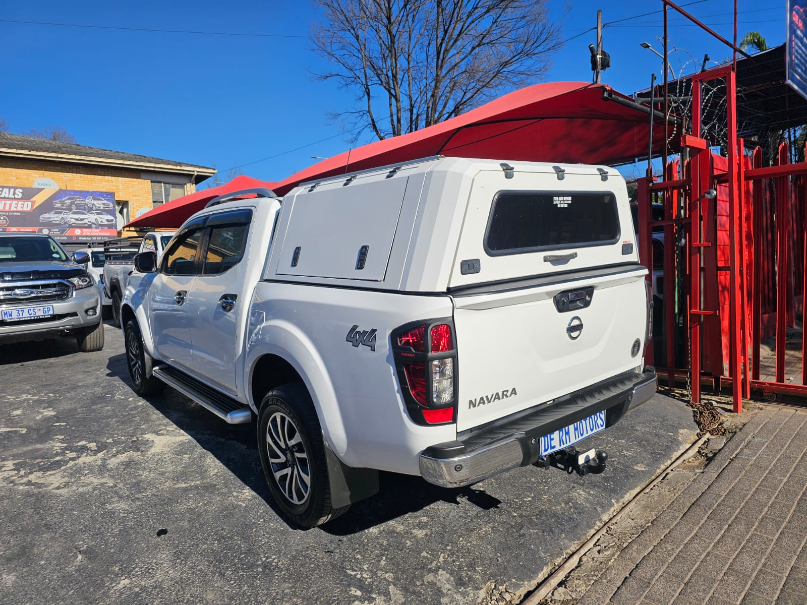 2017 Nissan Navara 2.3D Double Cab 4x4 LE Auto