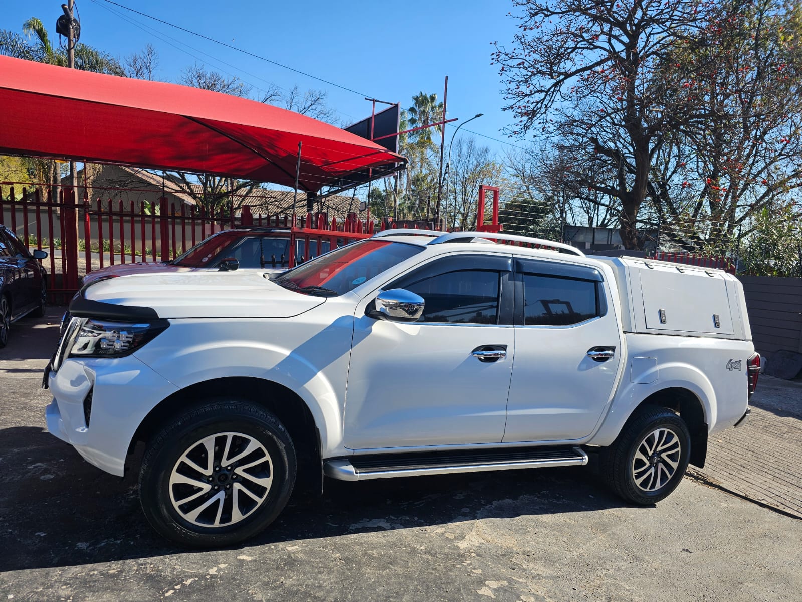 2017 Nissan Navara 2.3D Double Cab 4x4 LE Auto