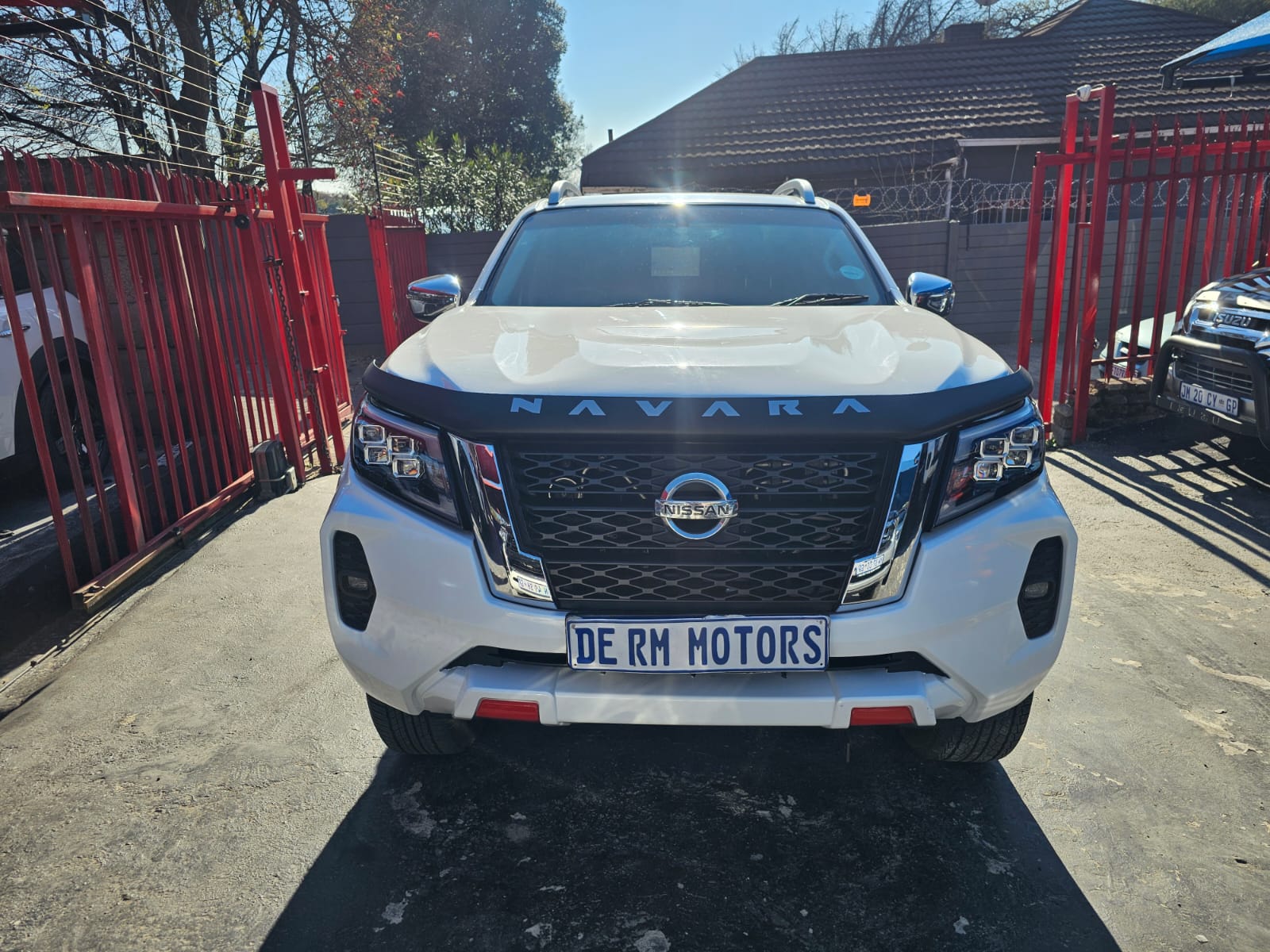 2017 Nissan Navara 2.3D Double Cab 4x4 LE Auto