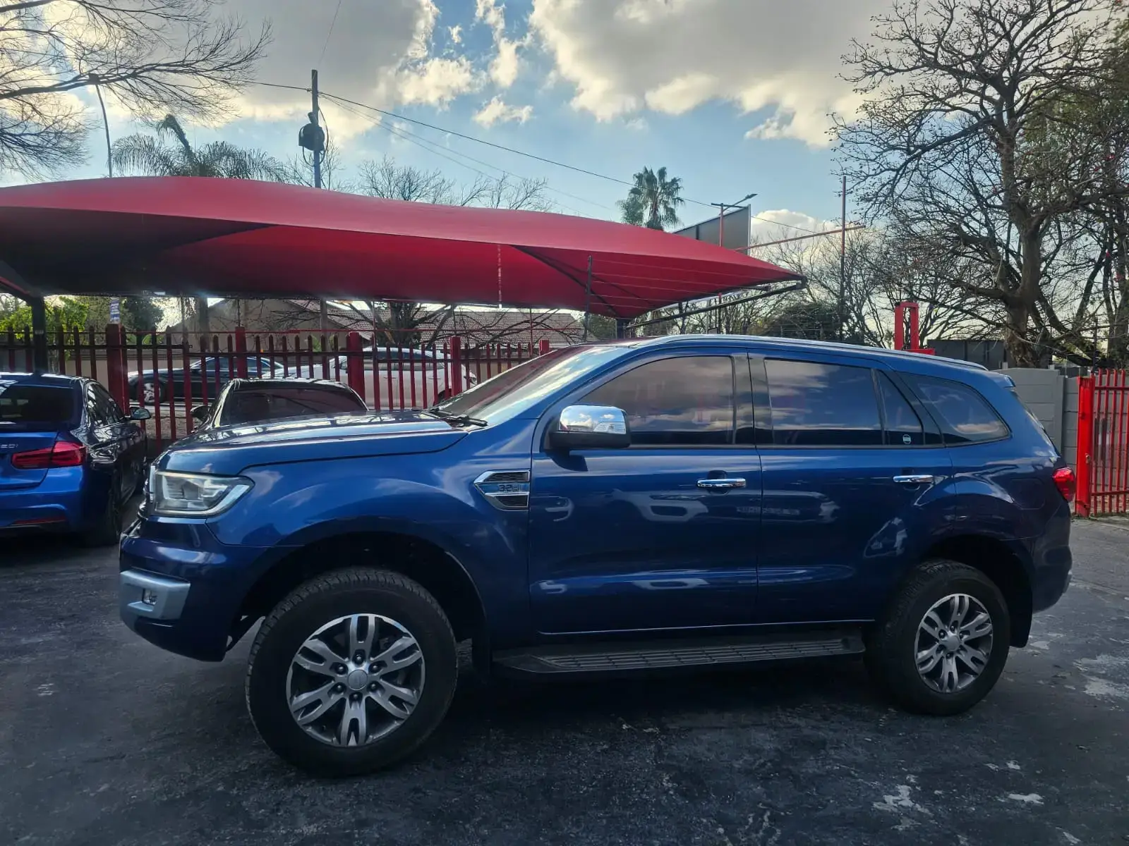 2017 Ford Everest 3.2 XLT - Image 1