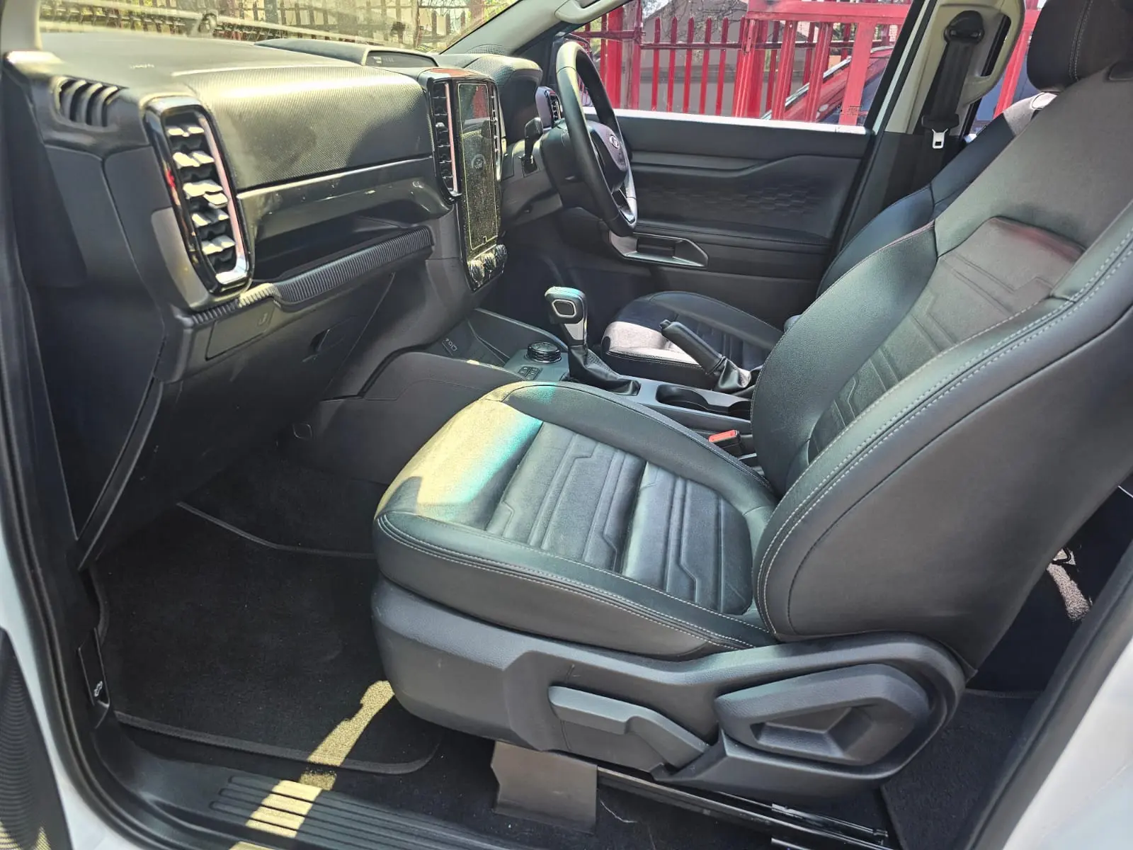 2023 Ford Ranger 2.0 XLT - Image 18