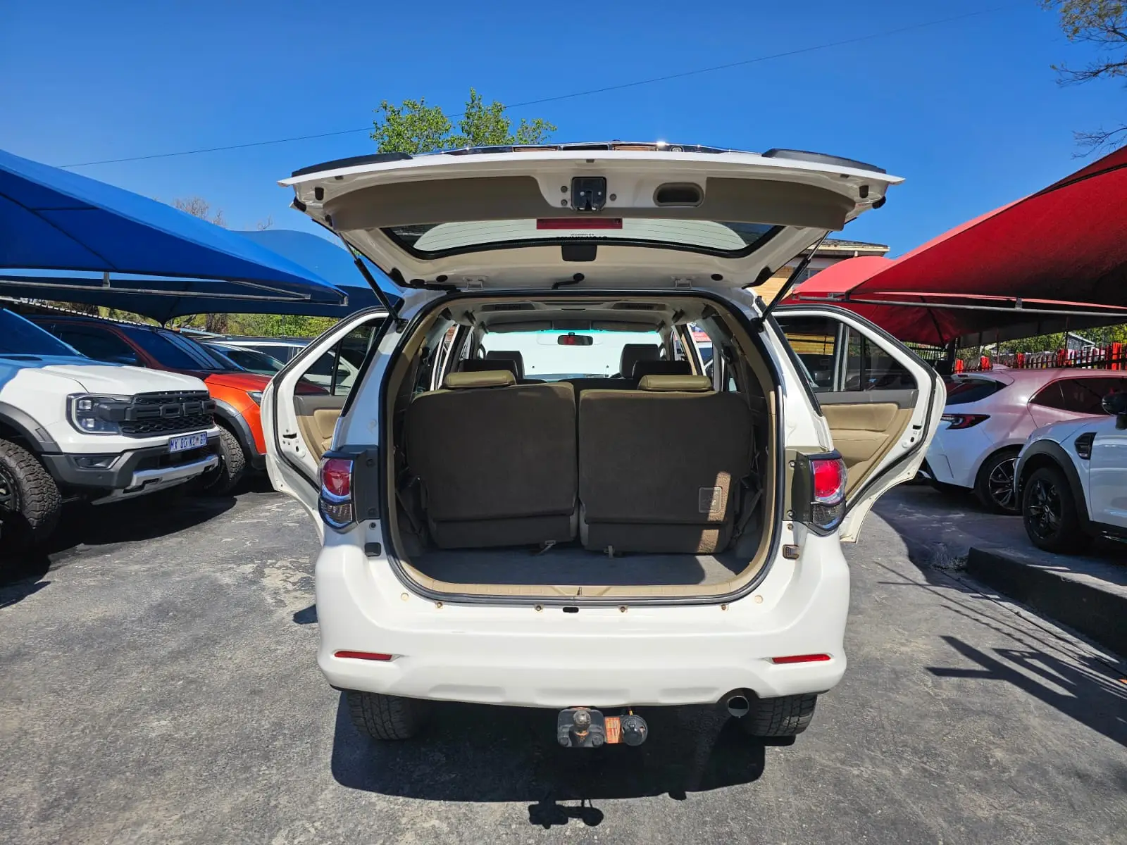 2013 Toyota Fortuner 3.0 D4D - Image 23
