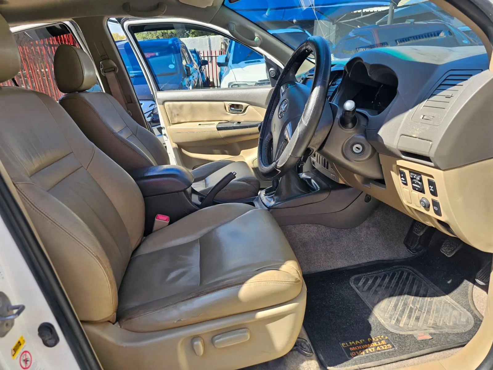 2013 Toyota Fortuner 3.0 D4D - Image 18