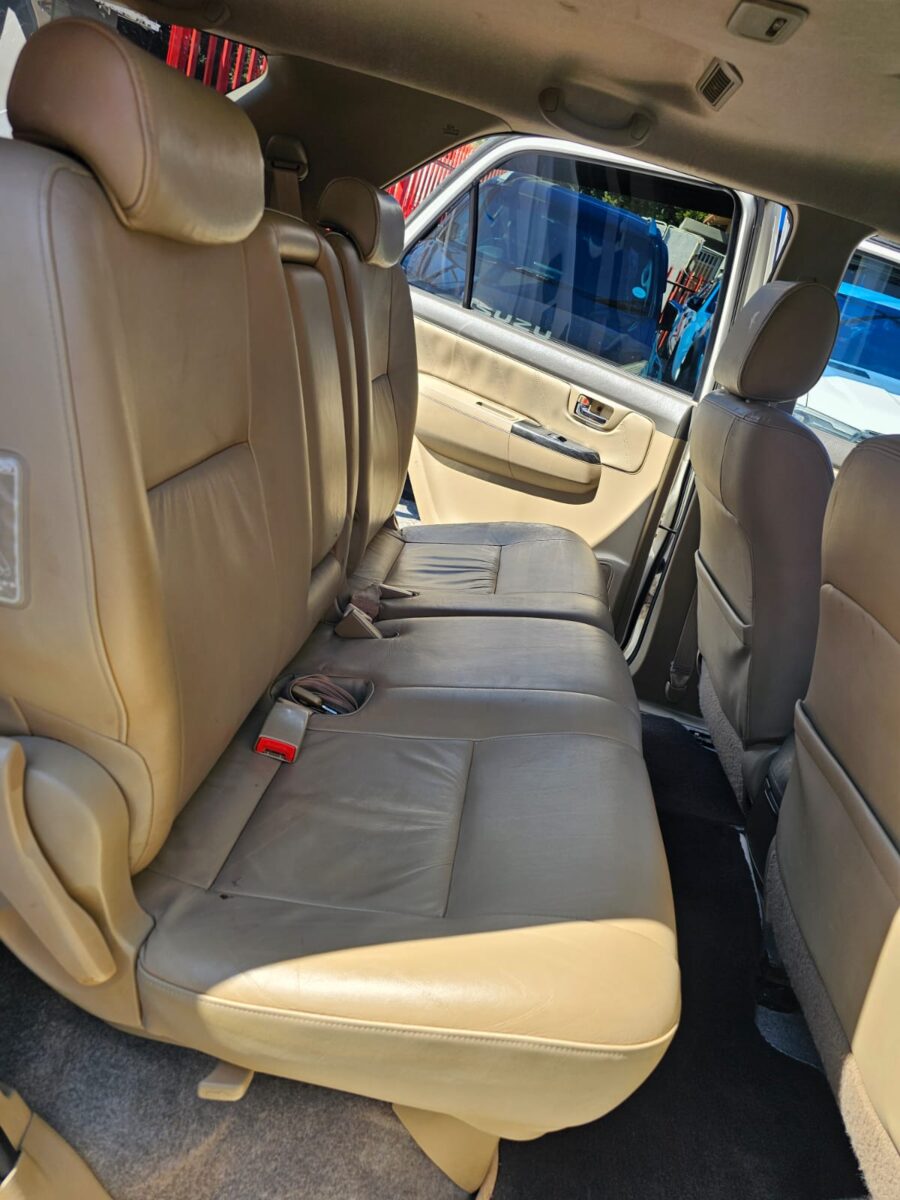 2013 Toyota Fortuner 3.0 D4D - Image 17