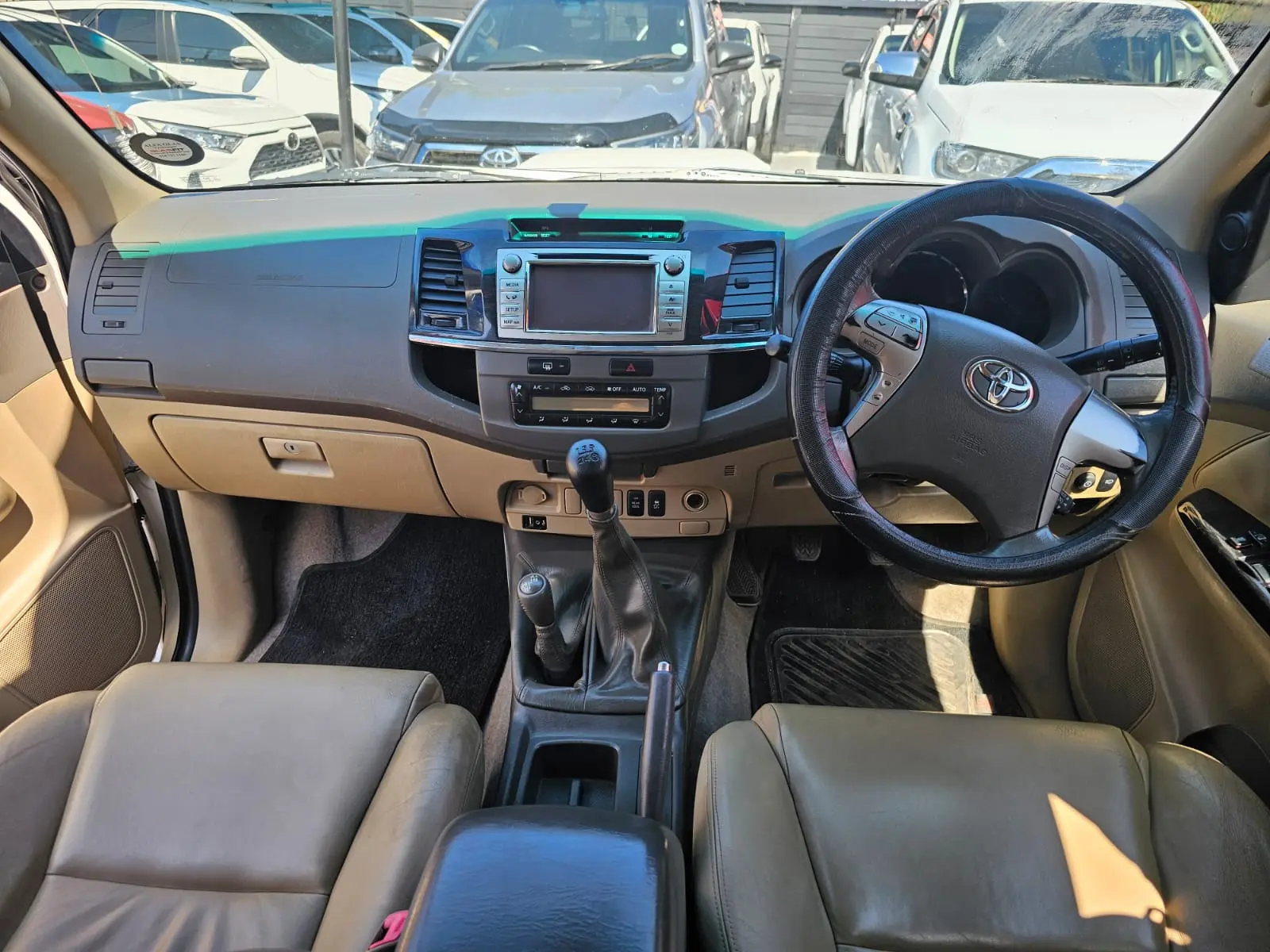 2013 Toyota Fortuner 3.0 D4D - Image 18