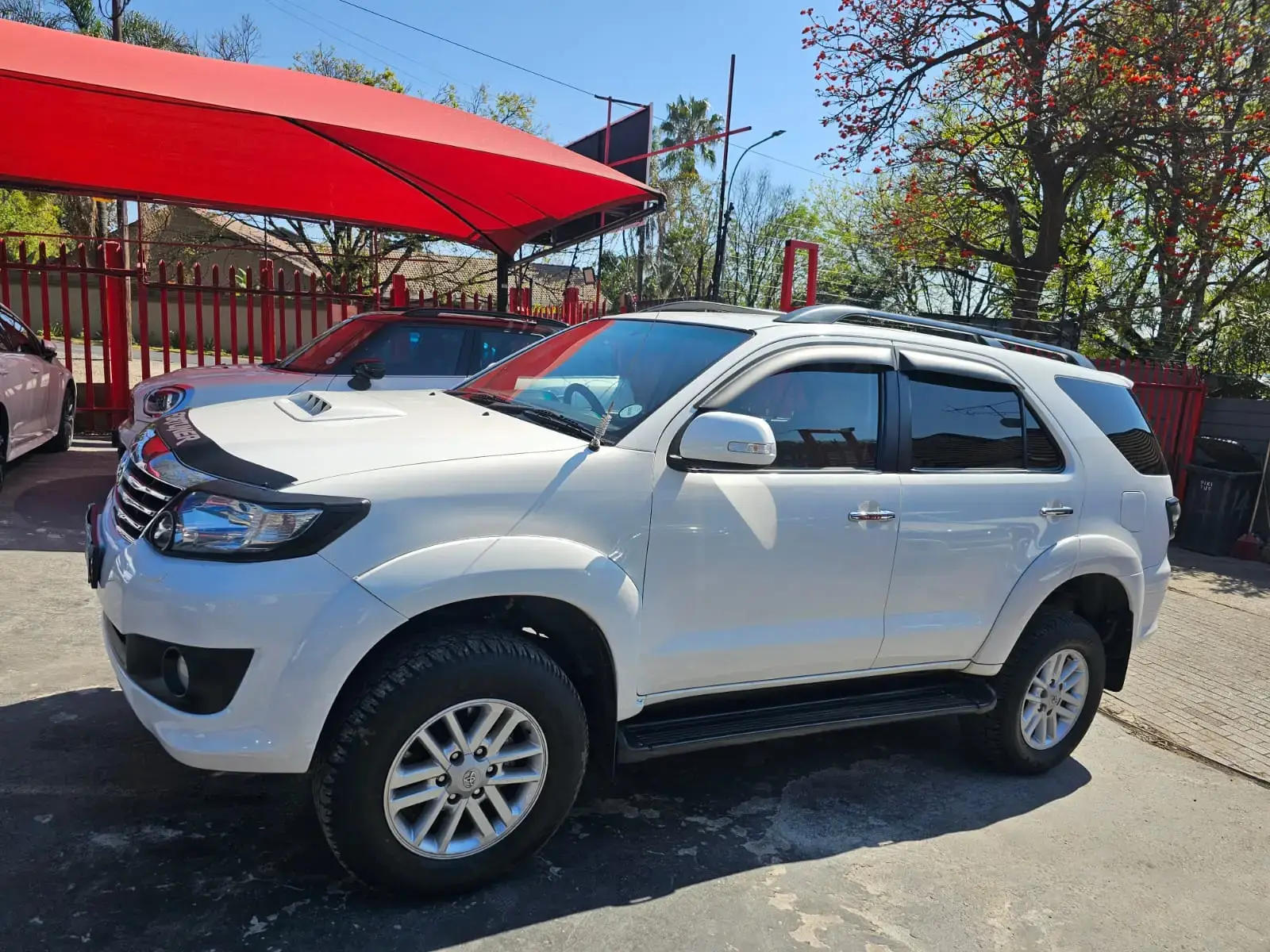 2013 Toyota Fortuner 3.0 D4D - Image 5