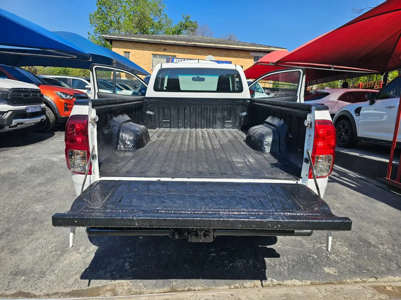 2017 Toyota Hilux 2.4GD - Image 21