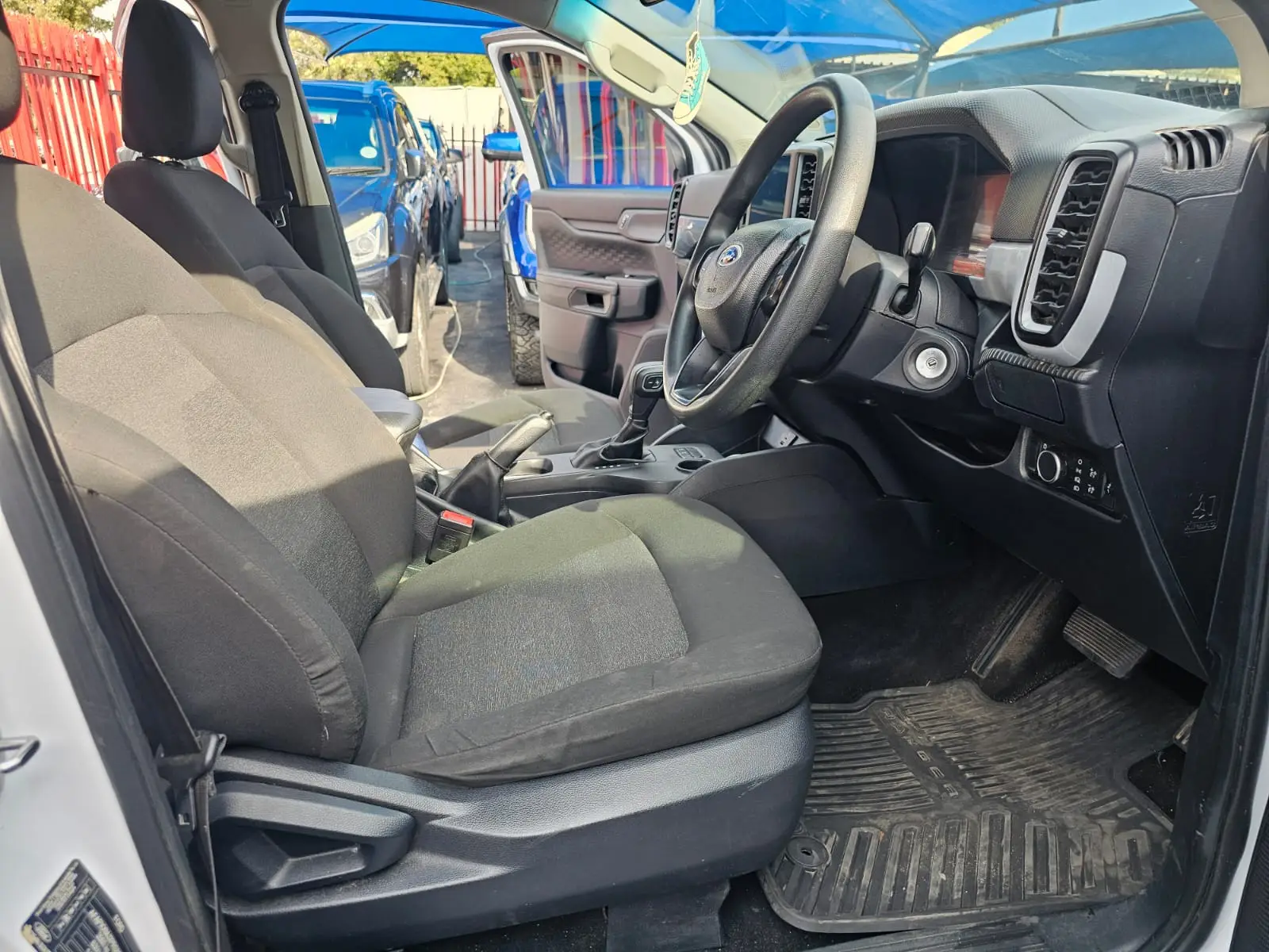 2017 Ford Ranger 2.0XL - Image 15