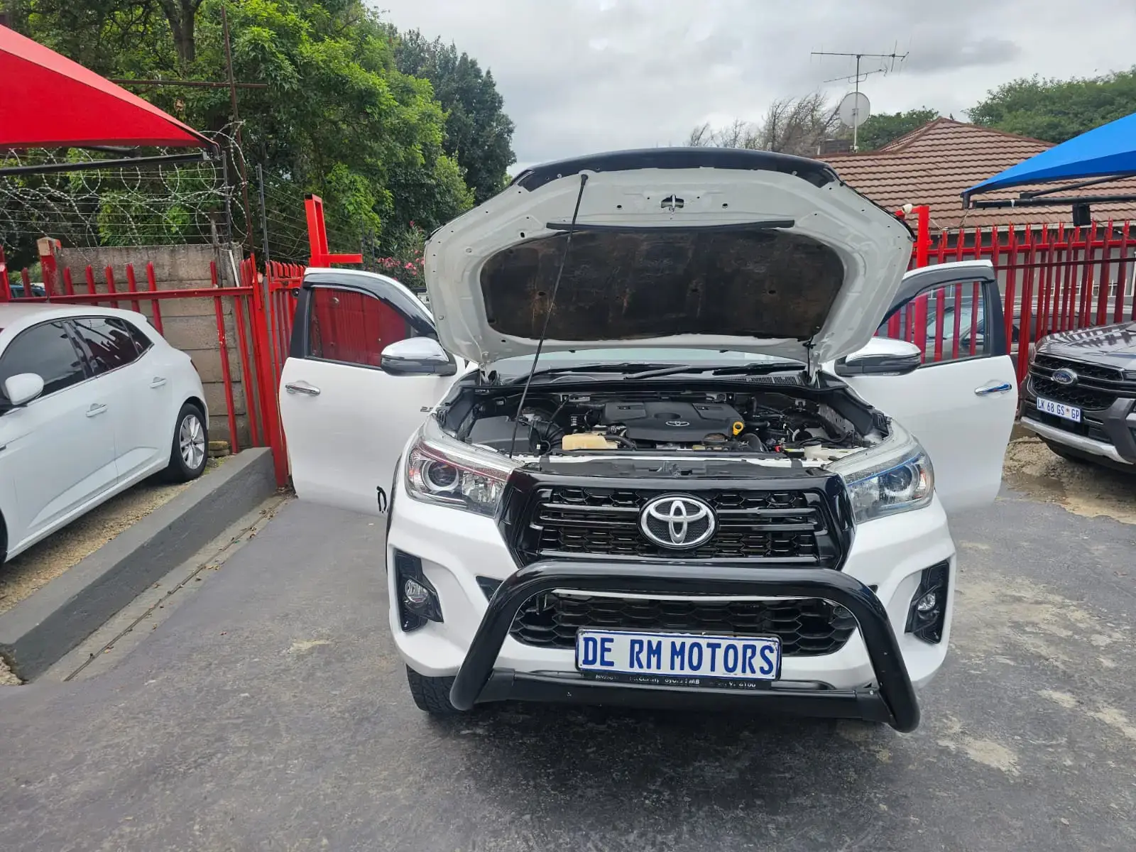 2018 Toyota Hilux 2.8GD-6 - Image 17
