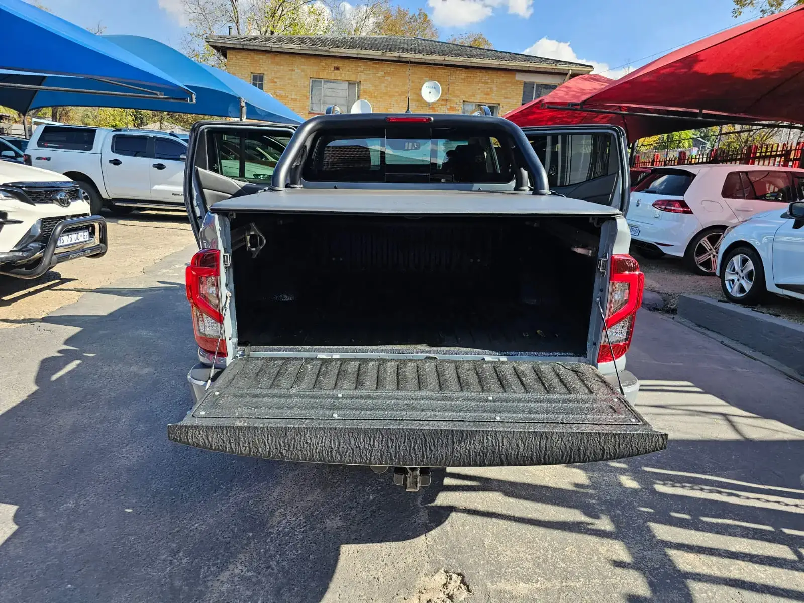 2025 Nissan Navara 2.5DDTi Double Cab PRO-2X - Image 23