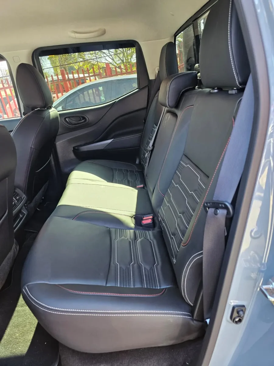 2025 Nissan Navara 2.5DDTi Double Cab PRO-2X - Image 9