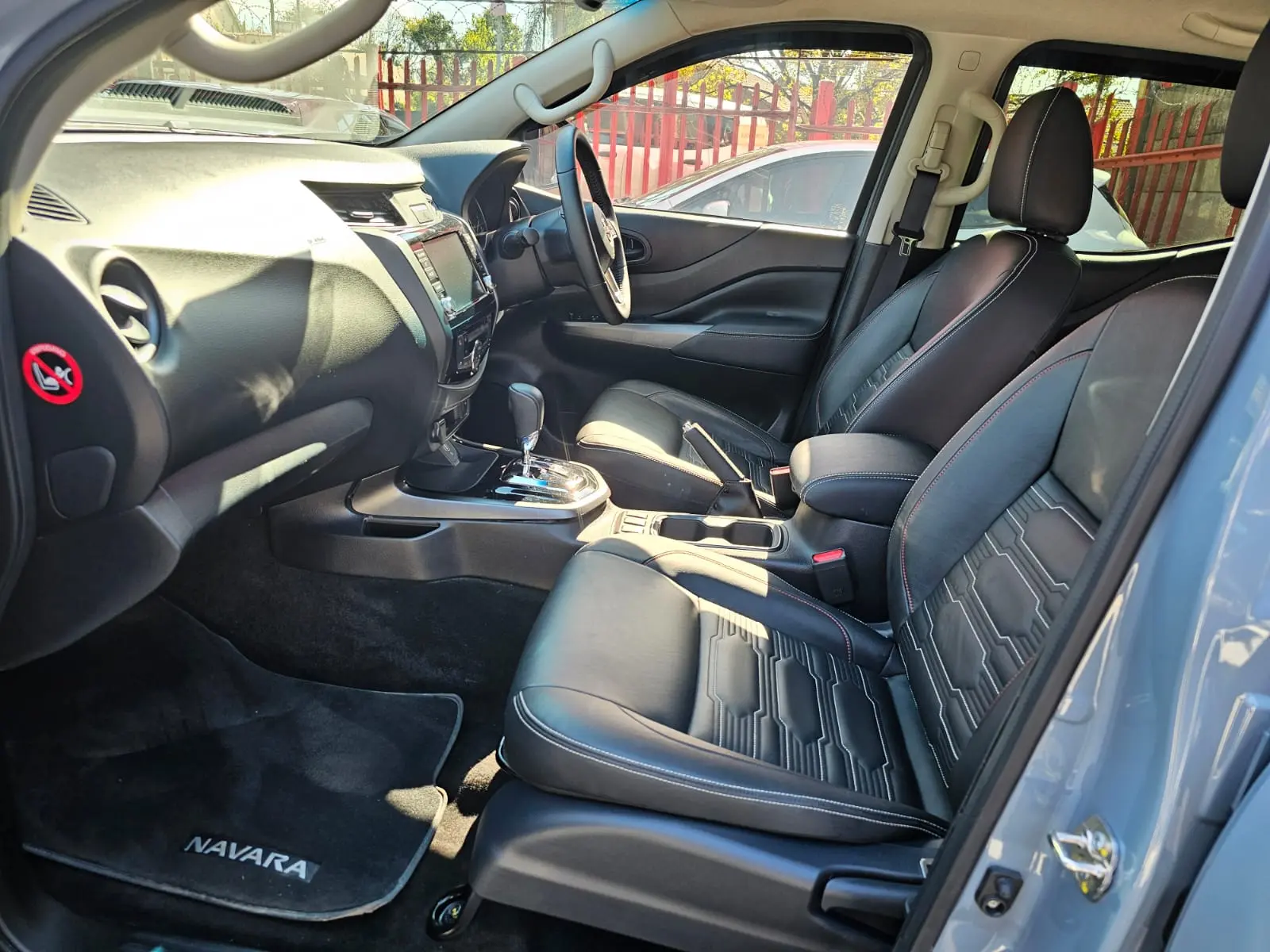 2025 Nissan Navara 2.5DDTi Double Cab PRO-2X - Image 10