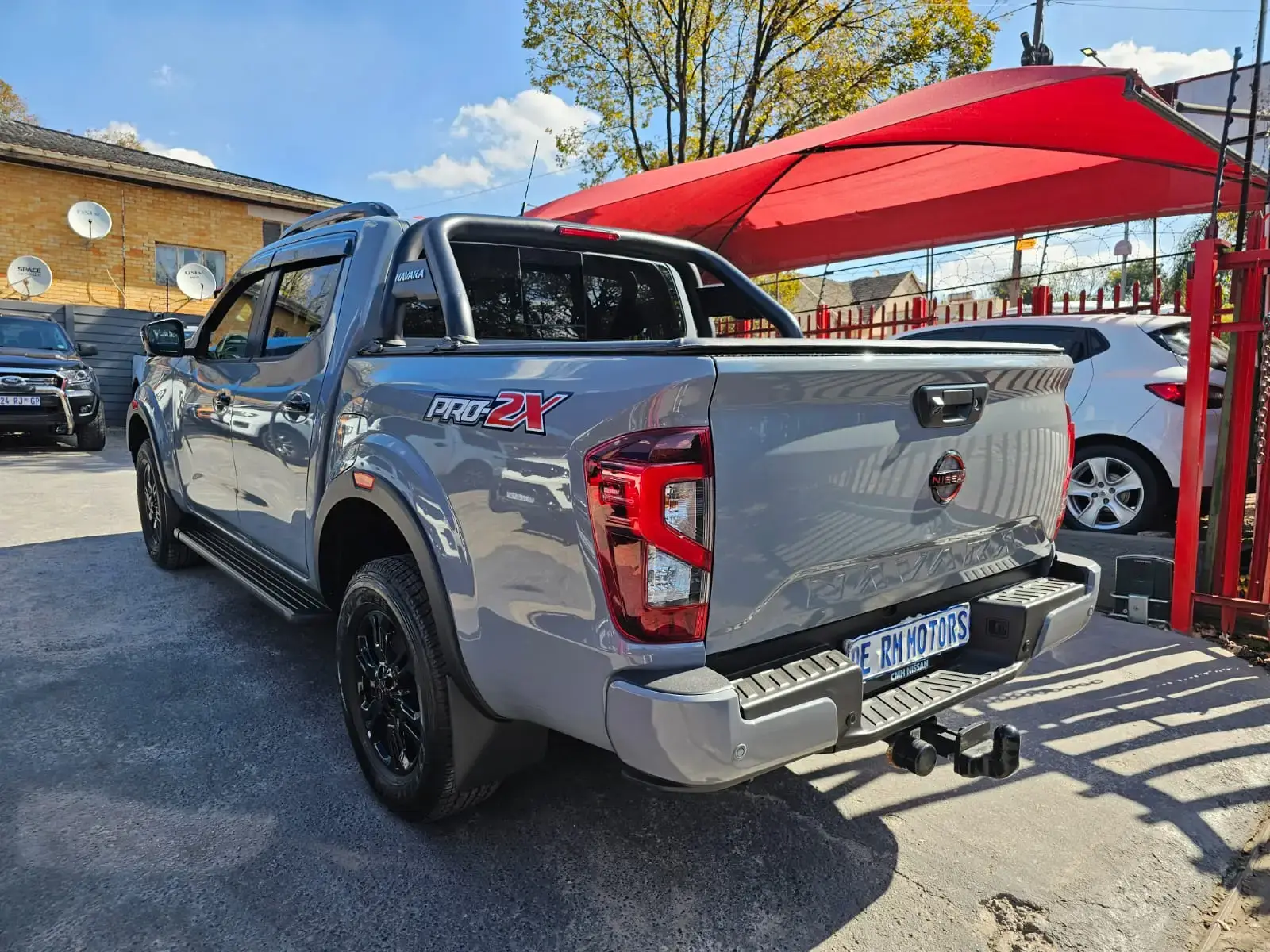 2025 Nissan Navara 2.5DDTi Double Cab PRO-2X - Image 5
