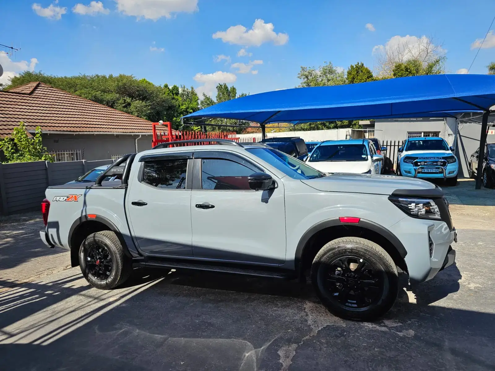 2025 Nissan Navara 2.5DDTi Double Cab PRO-2X - Image 1