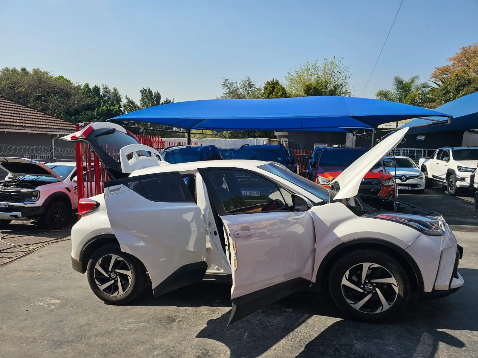 2020 Toyota C-HR 1.2T - Image 16
