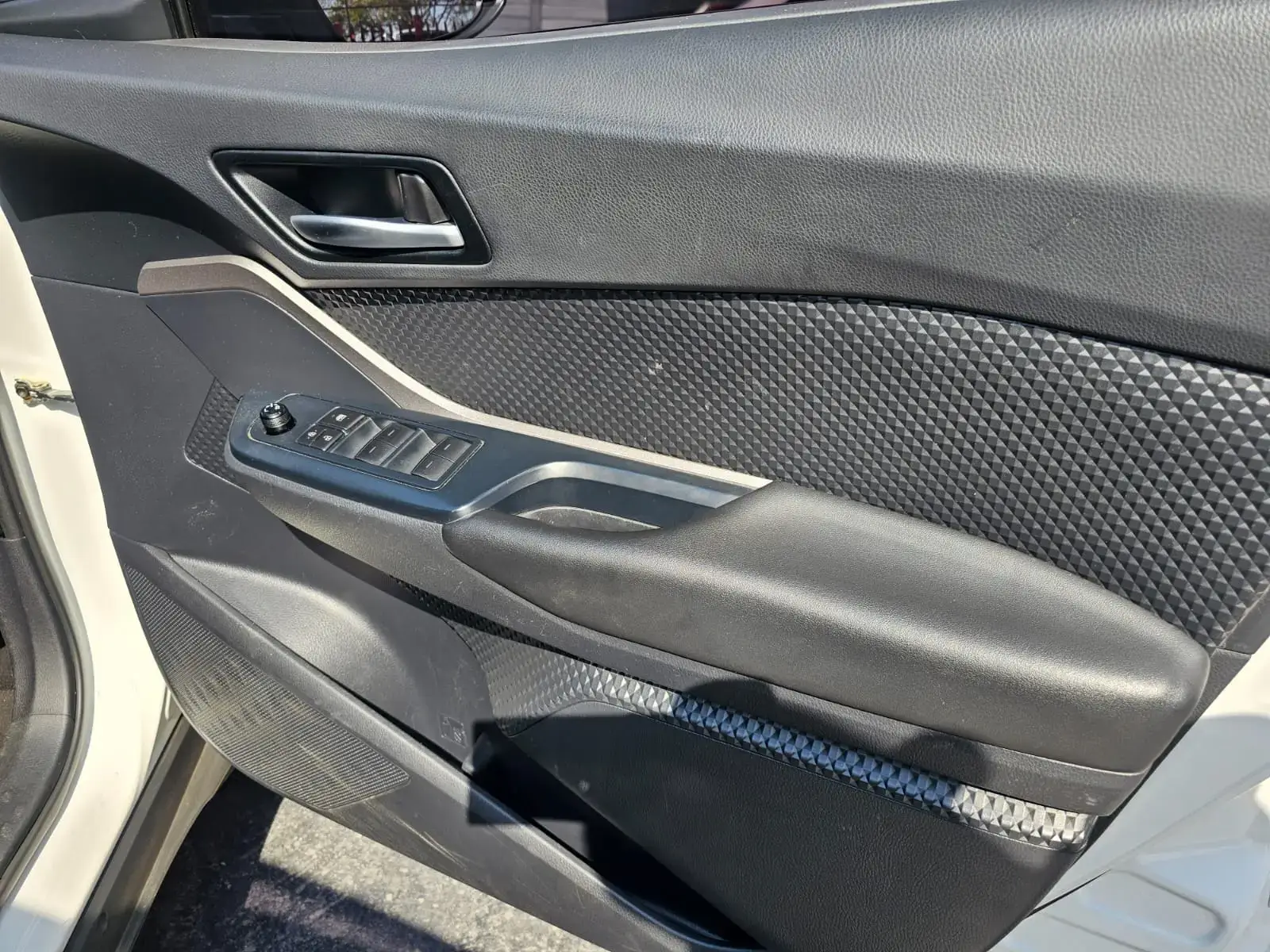 2020 Toyota C-HR 1.2T - Image 14
