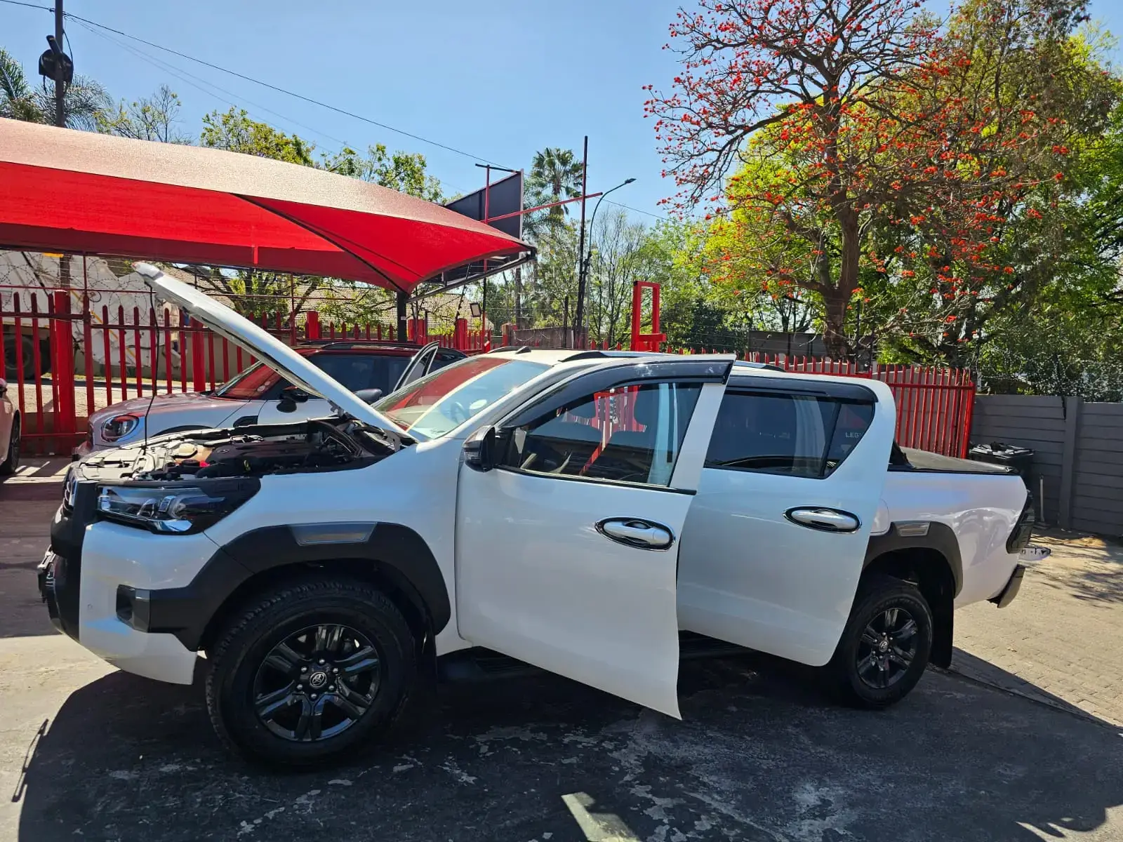 2025 Toyota Hilux 2.4GD-6 - Image 20