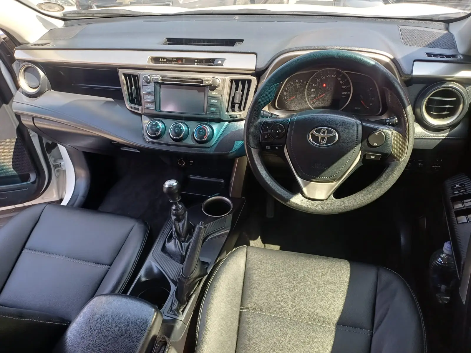 2015 Toyota RAV4 2.0GX - Image 15