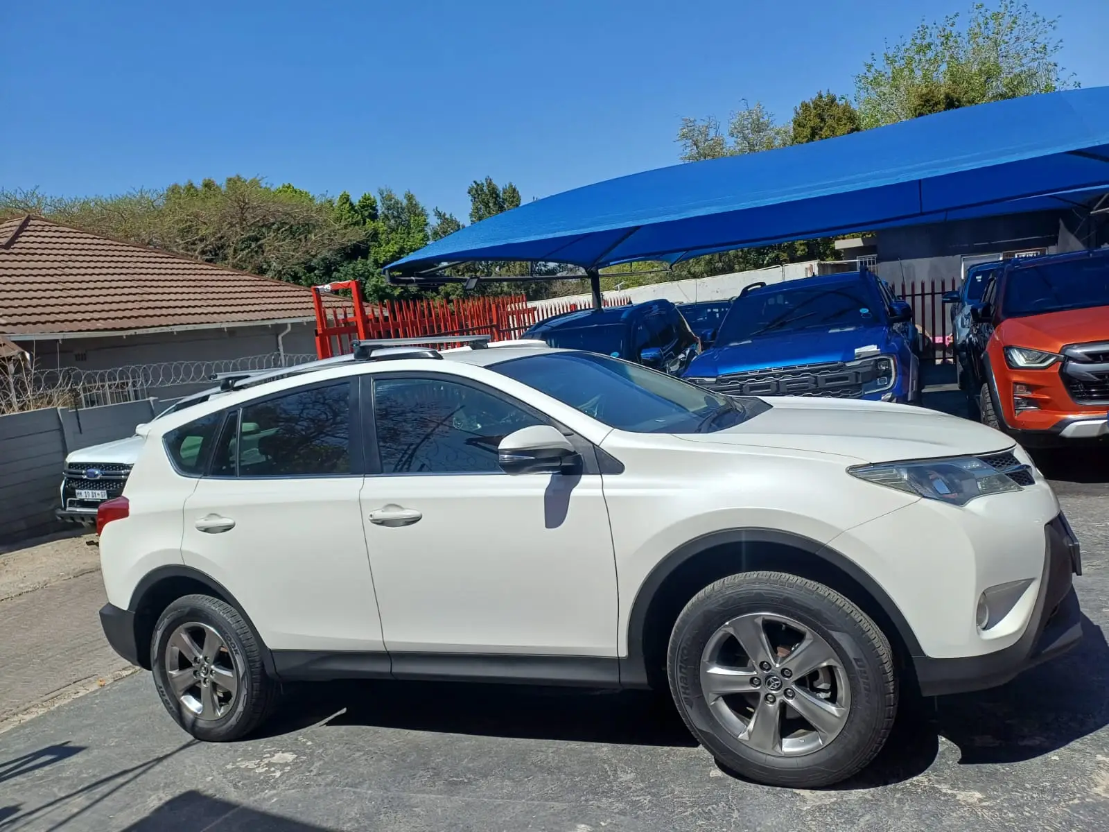 2015 Toyota RAV4 2.0GX - Image 5
