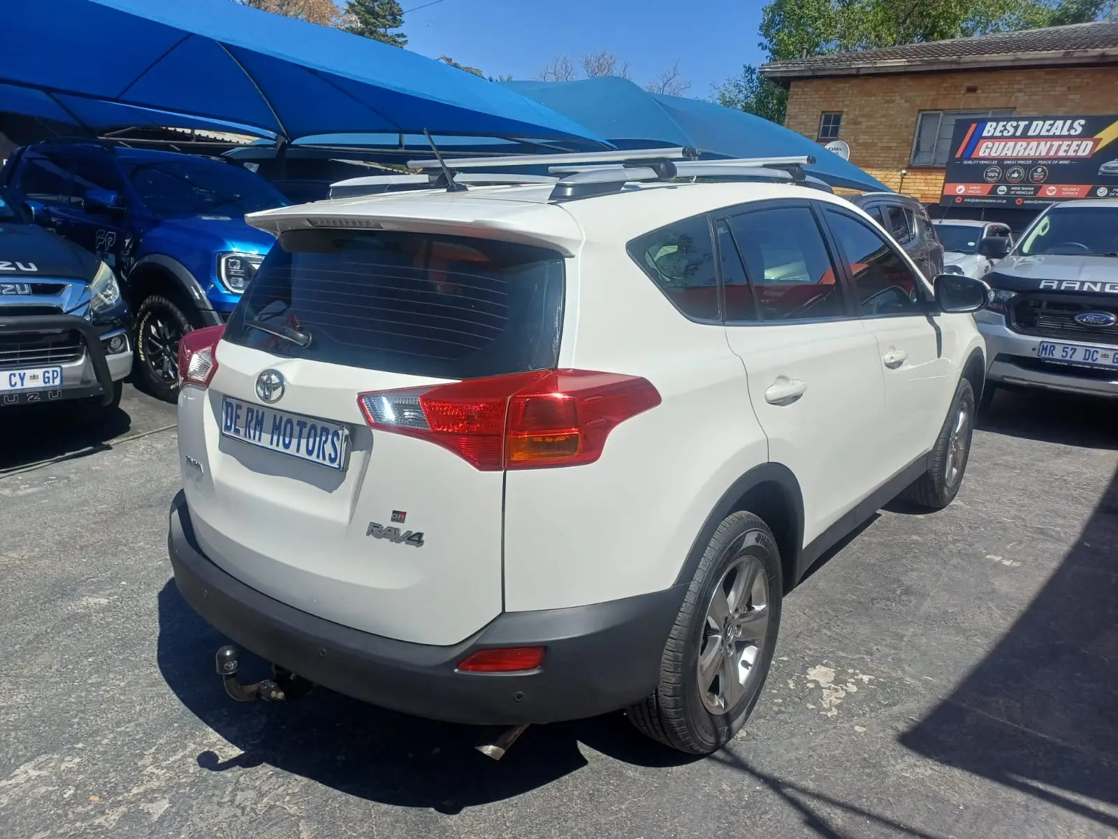 2015 Toyota RAV4 2.0GX - Image 2