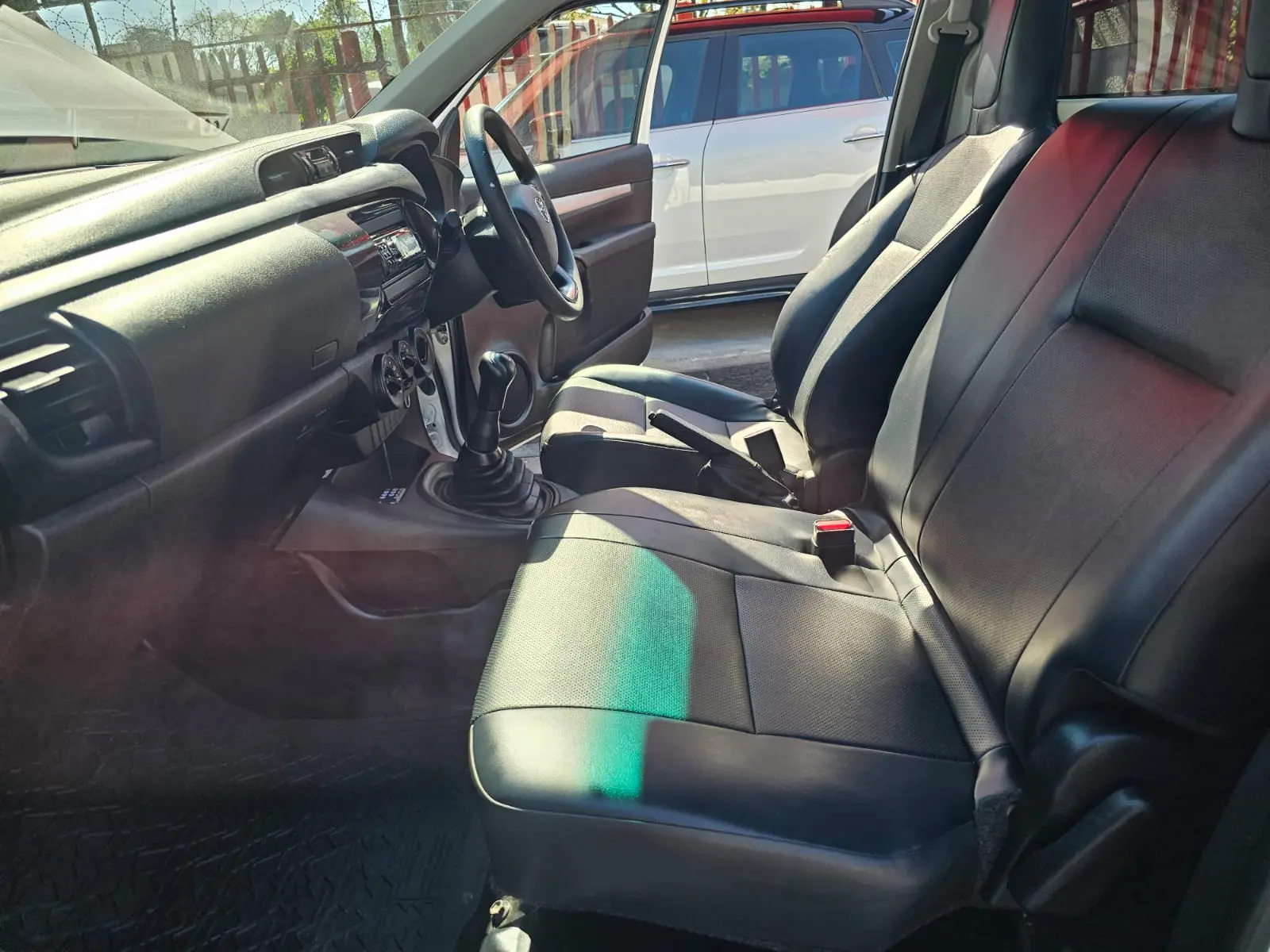 2020 Toyota Hilux 2.4GD - Image 9