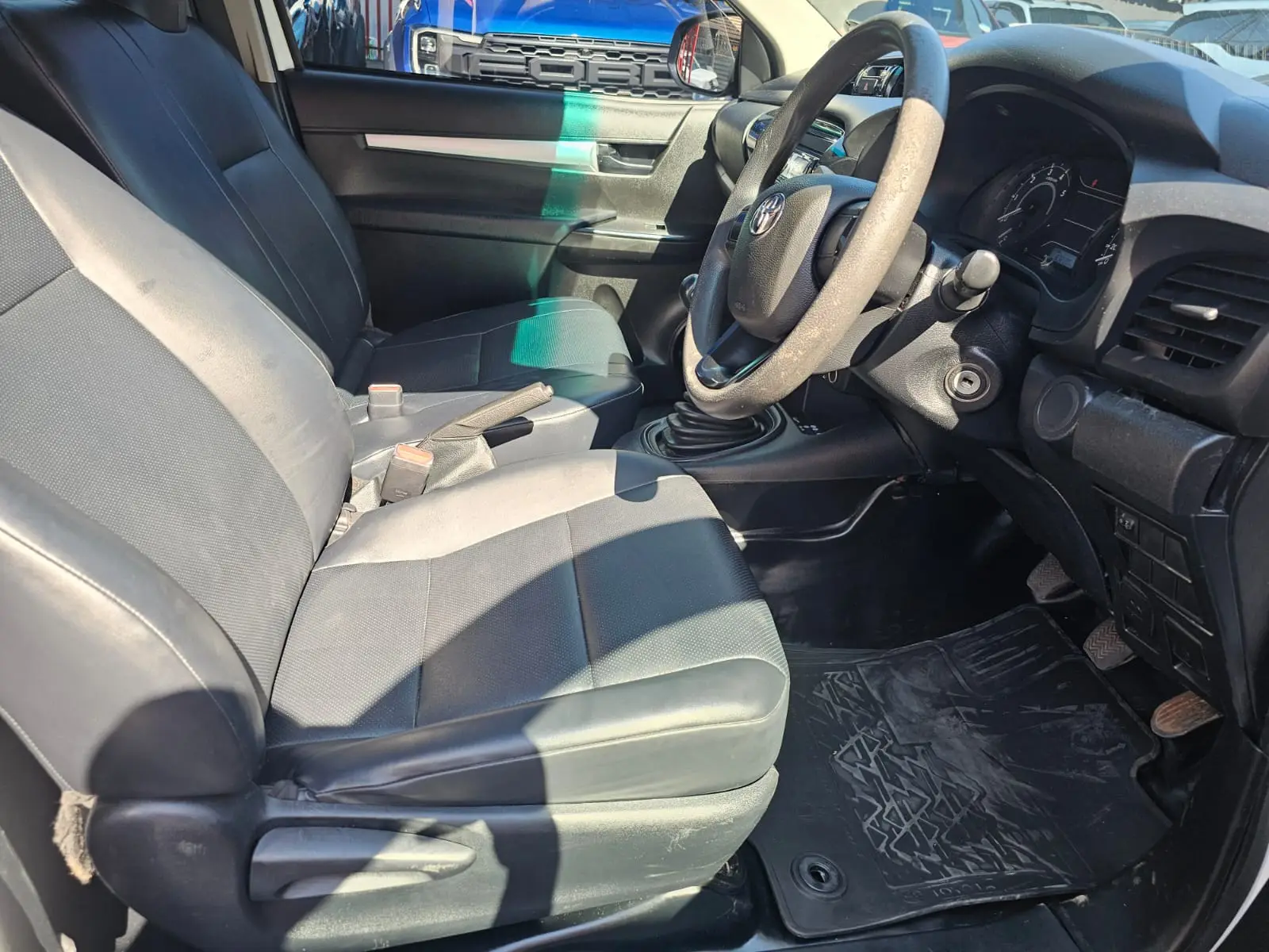 2020 Toyota Hilux 2.4GD - Image 10