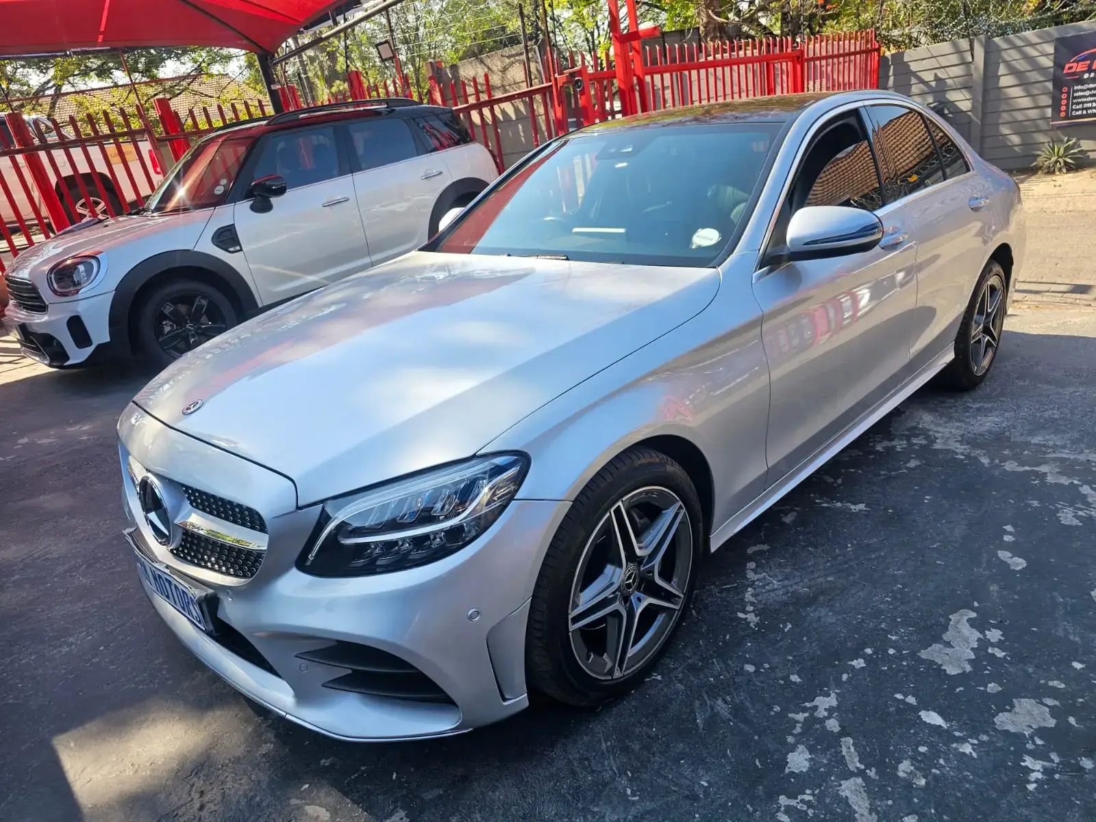 2019 Mercedes-Benz C-Class C220d - Image 1